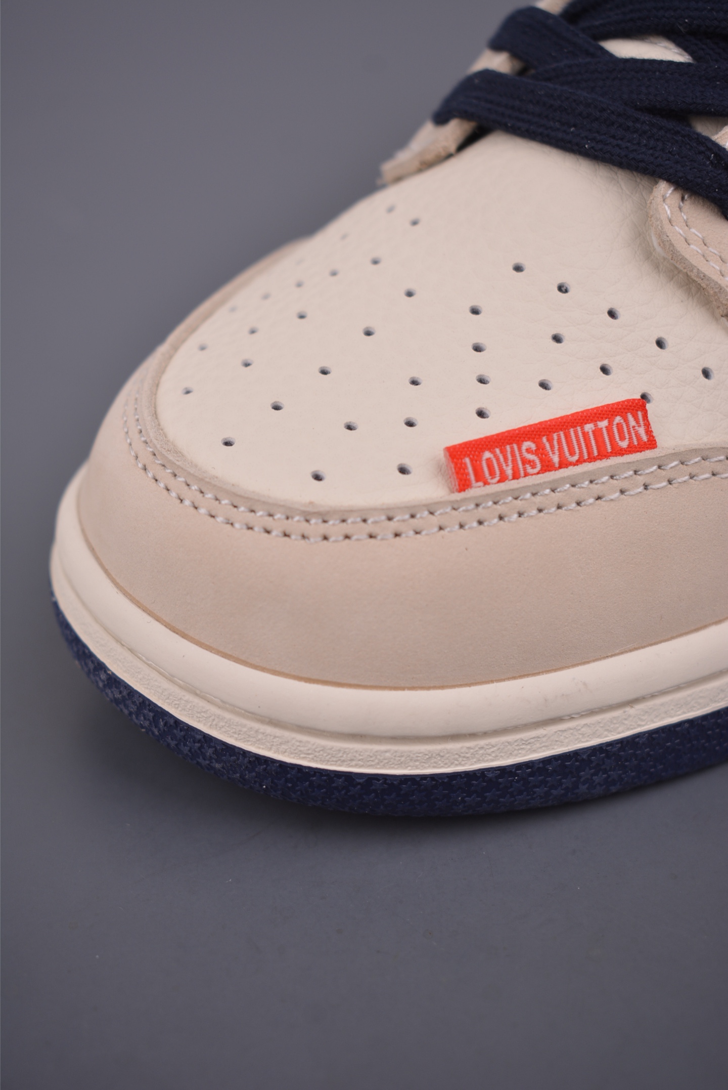 280 Nike SB Dunk Low LV联名 DN3168-020