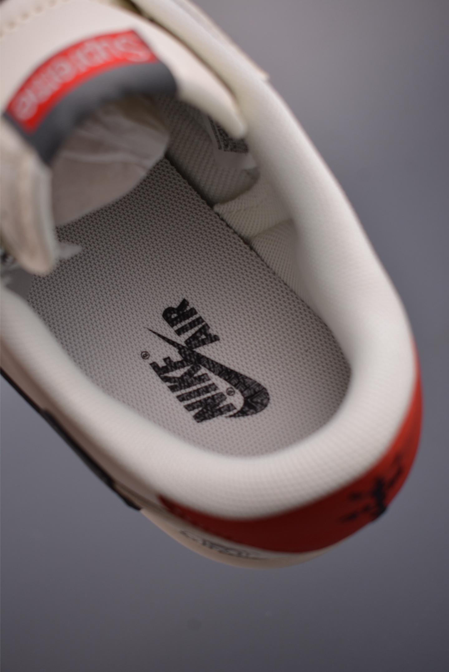280 Fragment x Travis Scott x Supreme Air Jordan 1 Low 三方联名倒钩 QW5088-210-Chinese UA Cheap High Quatity Brand Clothes Bags handbags Sneakers wholesale wholesaler seller from China Factory suppliers Fashion Clothing Shoes best Quality Beautiful Price 280 Fragment x Travis Scott x Supreme Air Jordan 1 Low 三方联名倒钩 QW5088-210