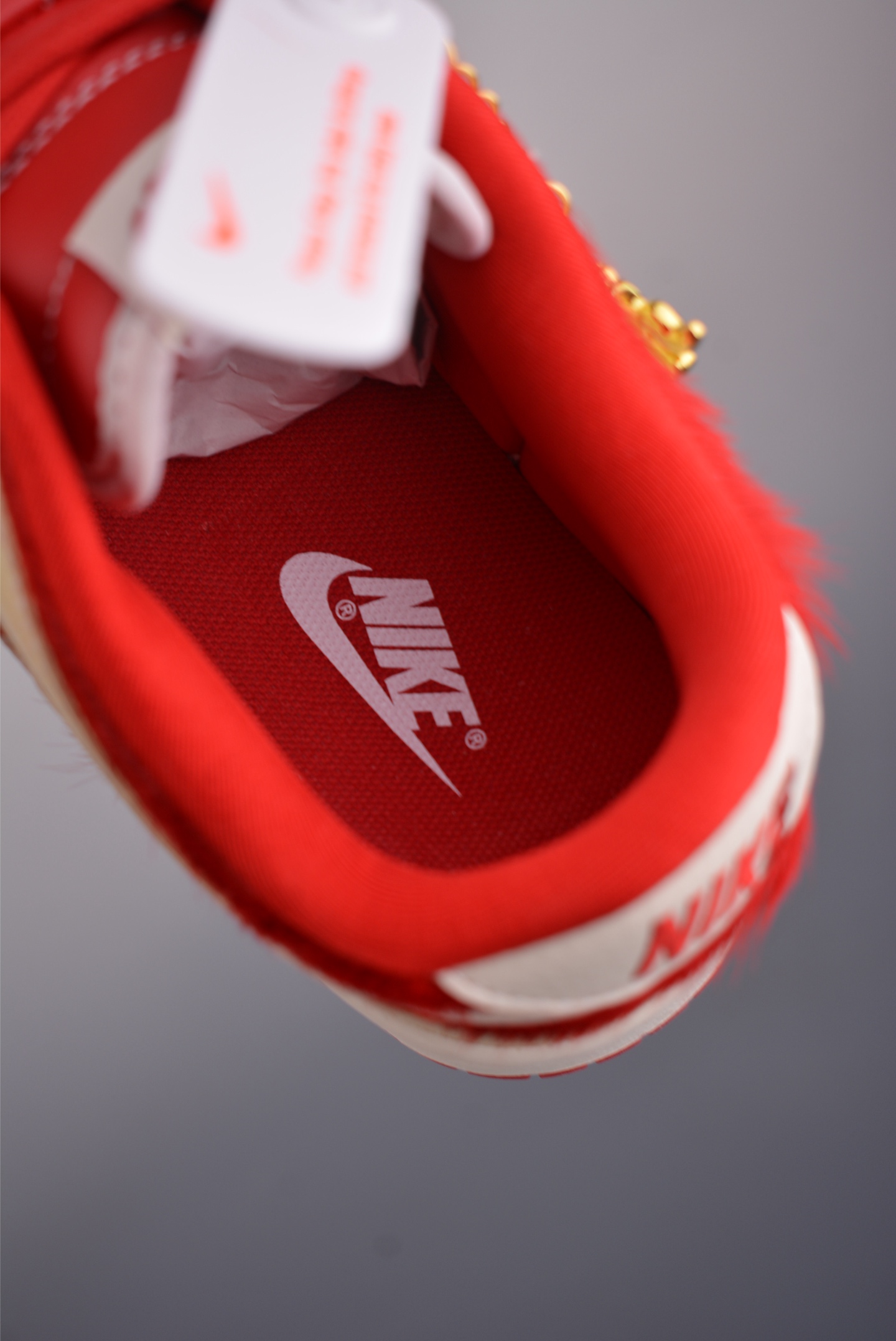 300 Nike SB Dunk Low 马年限定联名 DS6608-020