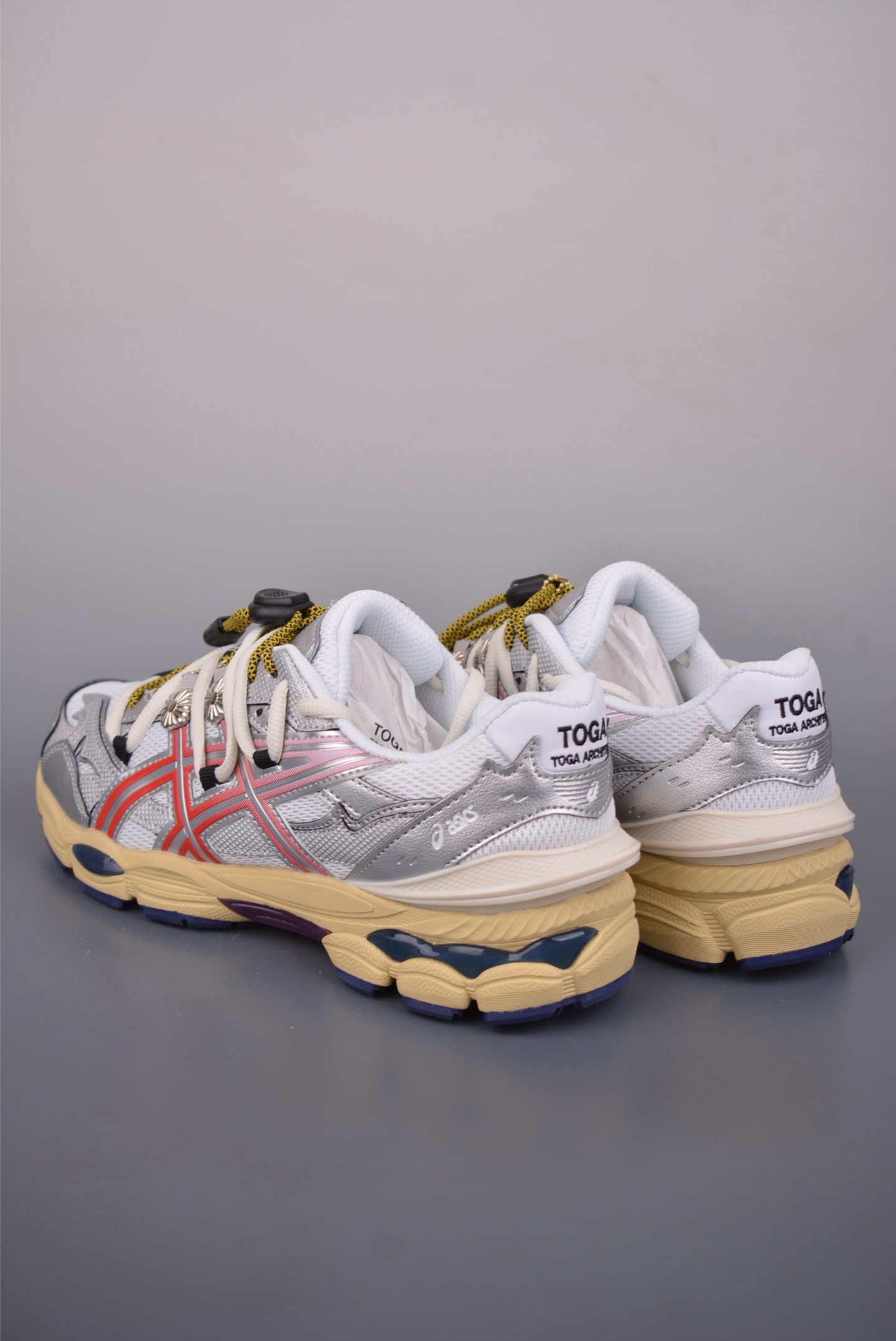 190 Asics Gel-CUMULUS 16 亚瑟士运动休闲透气专业跑鞋 1203B115-100-Chinese UA Cheap High Quatity Brand Clothes Bags handbags Sneakers wholesale wholesaler seller from China Factory suppliers Fashion Clothing Shoes best Quality Beautiful Price 190 Asics Gel-CUMULUS 16 亚瑟士运动休闲透气专业跑鞋 1203B115-100