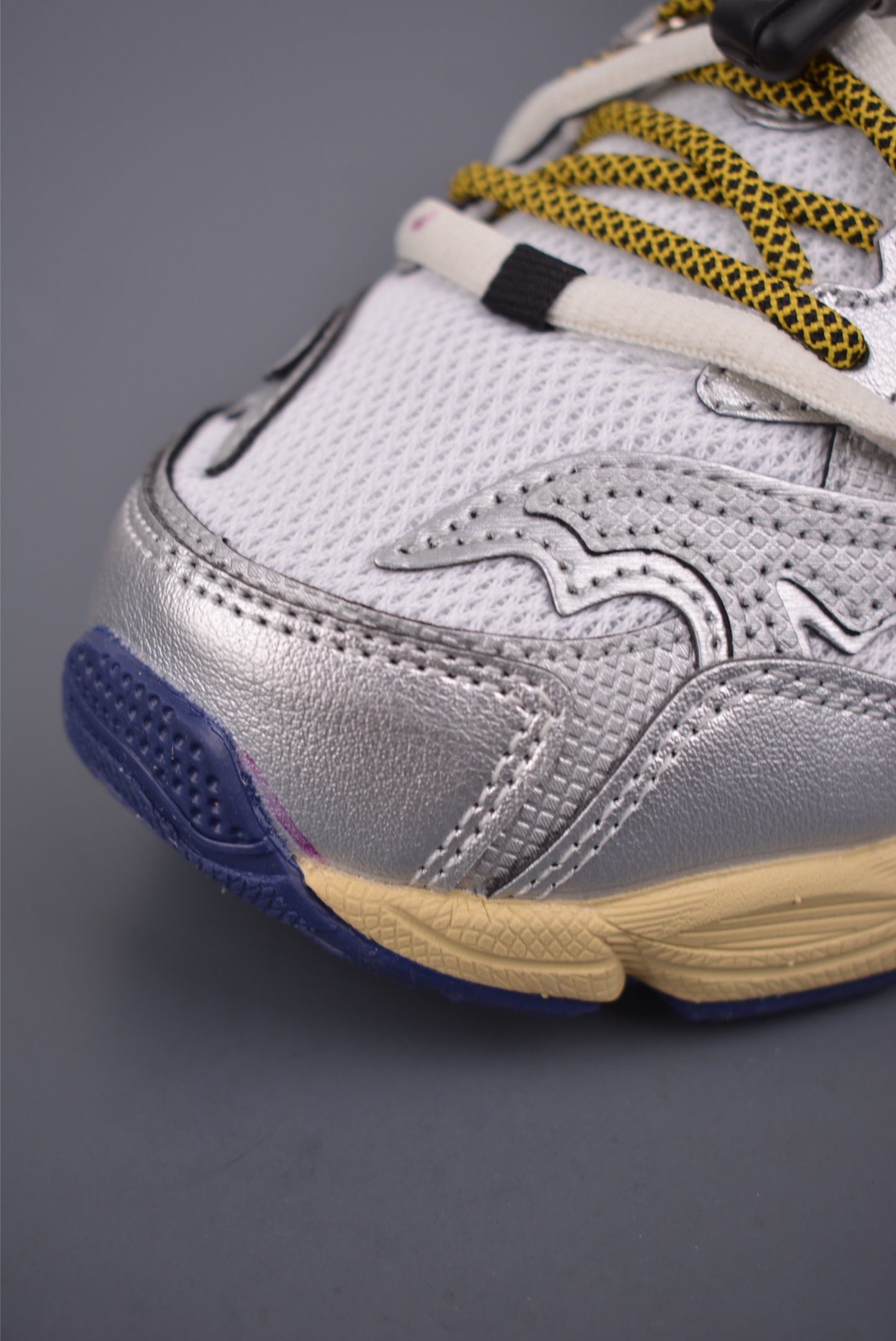 190 Asics Gel-CUMULUS 16 亚瑟士运动休闲透气专业跑鞋 1203B115-100-Chinese UA Cheap High Quatity Brand Clothes Bags handbags Sneakers wholesale wholesaler seller from China Factory suppliers Fashion Clothing Shoes best Quality Beautiful Price 190 Asics Gel-CUMULUS 16 亚瑟士运动休闲透气专业跑鞋 1203B115-100