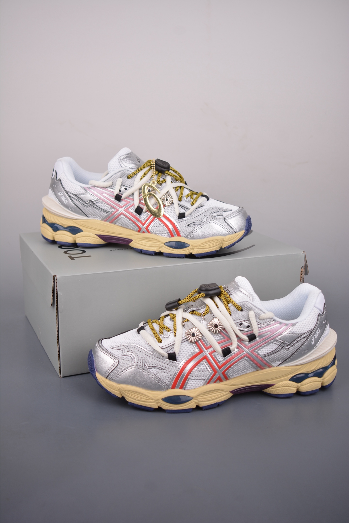 190 Asics Gel-CUMULUS 16 亚瑟士运动休闲透气专业跑鞋 1203B115-100-Chinese UA Cheap High Quatity Brand Clothes Bags handbags Sneakers wholesale wholesaler seller from China Factory suppliers Fashion Clothing Shoes best Quality Beautiful Price 190 Asics Gel-CUMULUS 16 亚瑟士运动休闲透气专业跑鞋 1203B115-100
