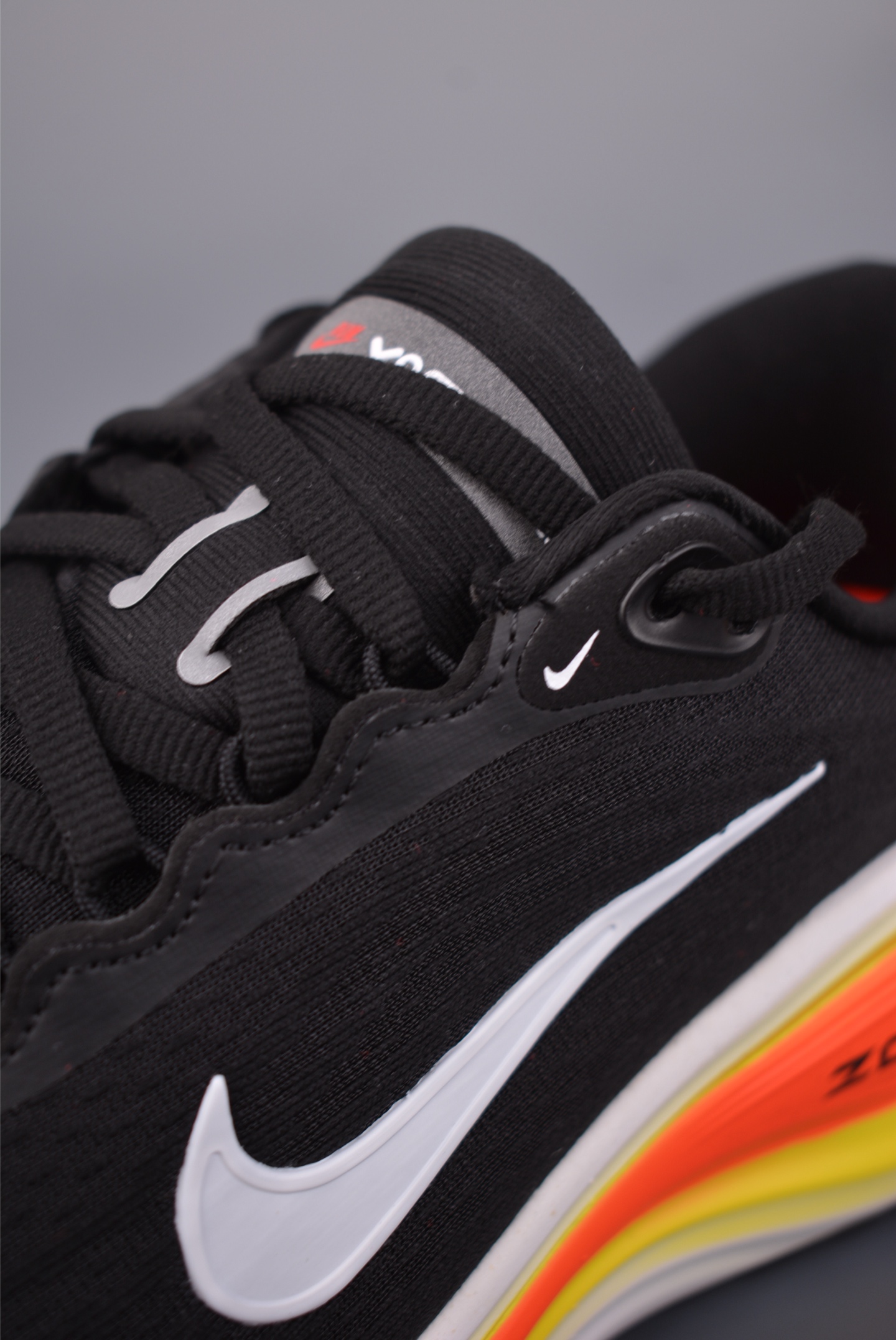 180 Nike Air Zoom Vomero Plus HV8150-009-Chinese UA Cheap High Quatity Brand Clothes Bags handbags Sneakers wholesale wholesaler seller from China Factory suppliers Fashion Clothing Shoes best Quality Beautiful Price 180 Nike Air Zoom Vomero Plus HV8150-009