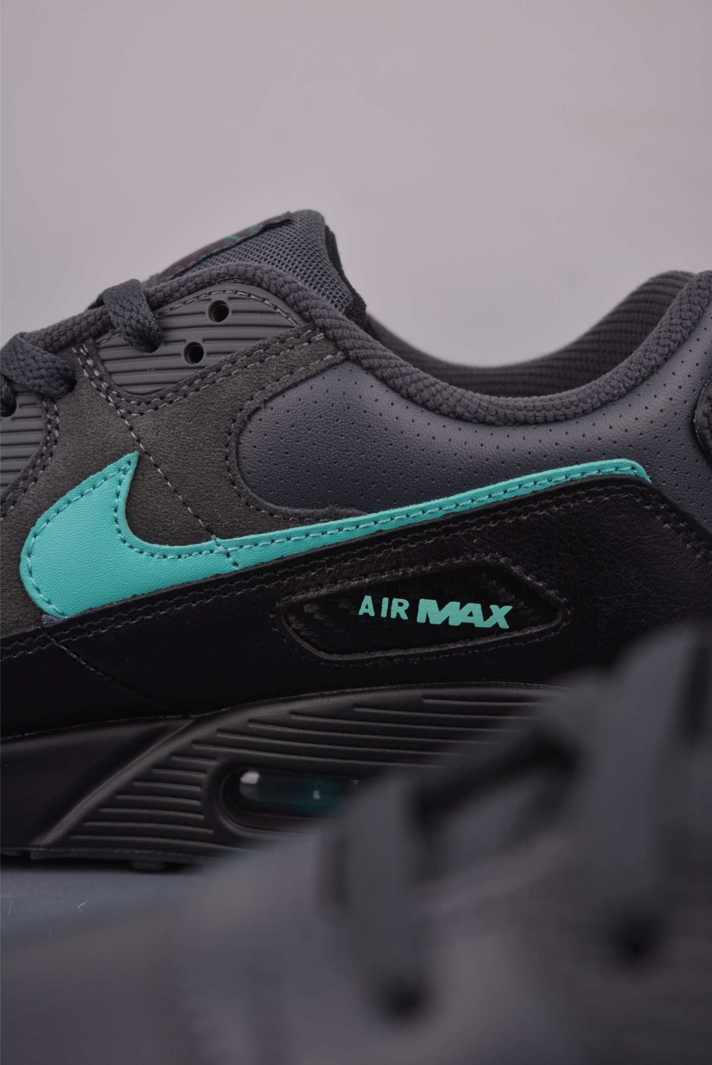 200 NIKE Air Max90 FUTURA 渠道原盒原标 经典拼接网面 IF0670-002-Chinese UA Cheap High Quatity Brand Clothes Bags handbags Sneakers wholesale wholesaler seller from China Factory suppliers Fashion Clothing Shoes best Quality Beautiful Price 200 NIKE Air Max90 FUTURA 渠道原盒原标 经典拼接网面 IF0670-002