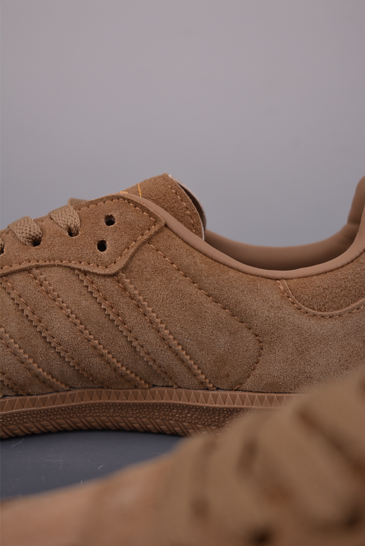 140 Adidas三叶草SAMBA 休闲板鞋 性价比天花板 JR0889-Chinese UA Cheap High Quatity Brand Clothes Bags handbags Sneakers wholesale wholesaler seller from China Factory suppliers Fashion Clothing Shoes best Quality Beautiful Price 140 Adidas三叶草SAMBA 休闲板鞋 性价比天花板 JR0889