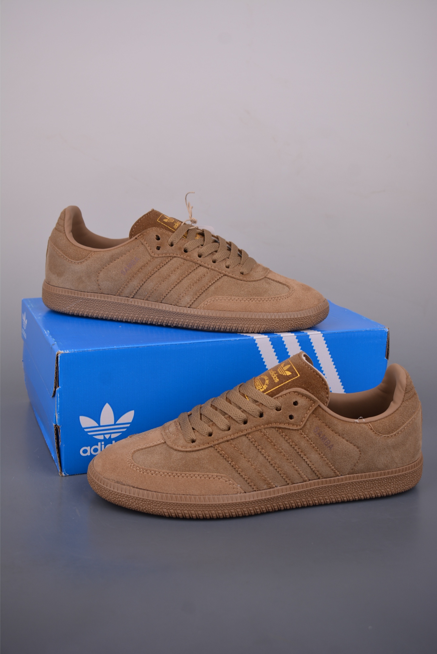 140 Adidas三叶草SAMBA 休闲板鞋 性价比天花板 JR0889-Chinese UA Cheap High Quatity Brand Clothes Bags handbags Sneakers wholesale wholesaler seller from China Factory suppliers Fashion Clothing Shoes best Quality Beautiful Price 140 Adidas三叶草SAMBA 休闲板鞋 性价比天花板 JR0889
