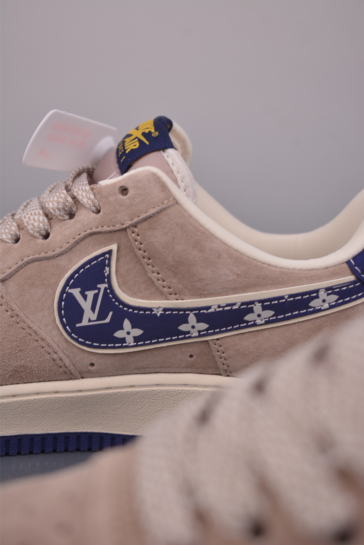 260 Nike Air Force 1 Low LV联名 KL1688-004-Chinese UA Cheap High Quatity Brand Clothes Bags handbags Sneakers wholesale wholesaler seller from China Factory suppliers Fashion Clothing Shoes best Quality Beautiful Price 260 Nike Air Force 1 Low LV联名 KL1688-004