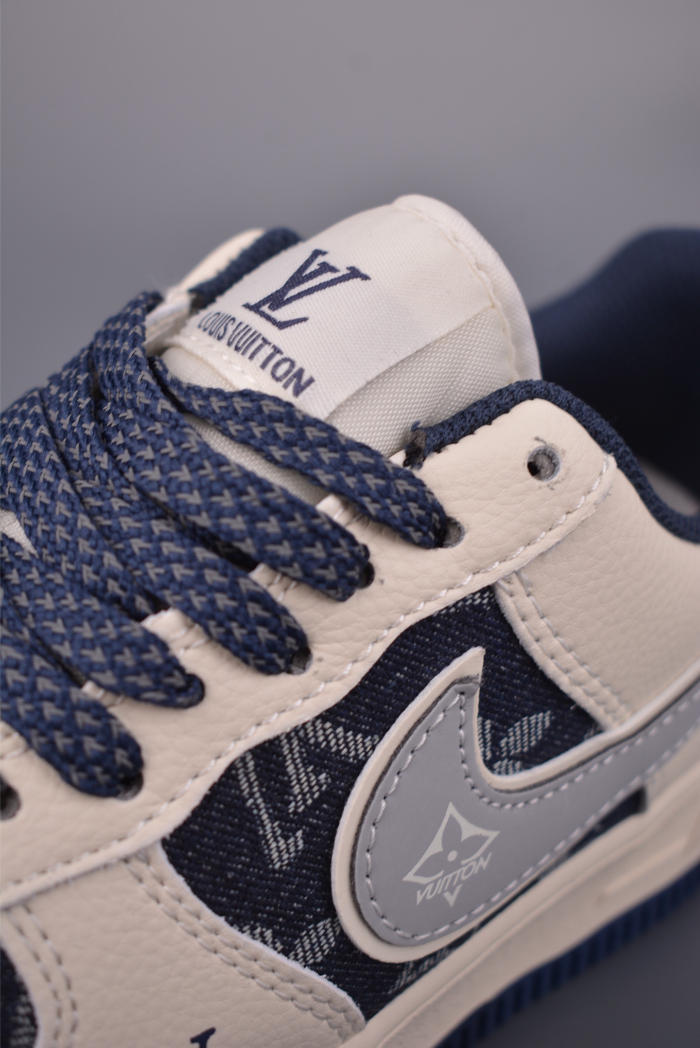 260 Nike Air Force 1 Low LV联名 SM6668-117-Chinese UA Cheap High Quatity Brand Clothes Bags handbags Sneakers wholesale wholesaler seller from China Factory suppliers Fashion Clothing Shoes best Quality Beautiful Price 260 Nike Air Force 1 Low LV联名 SM6668-117