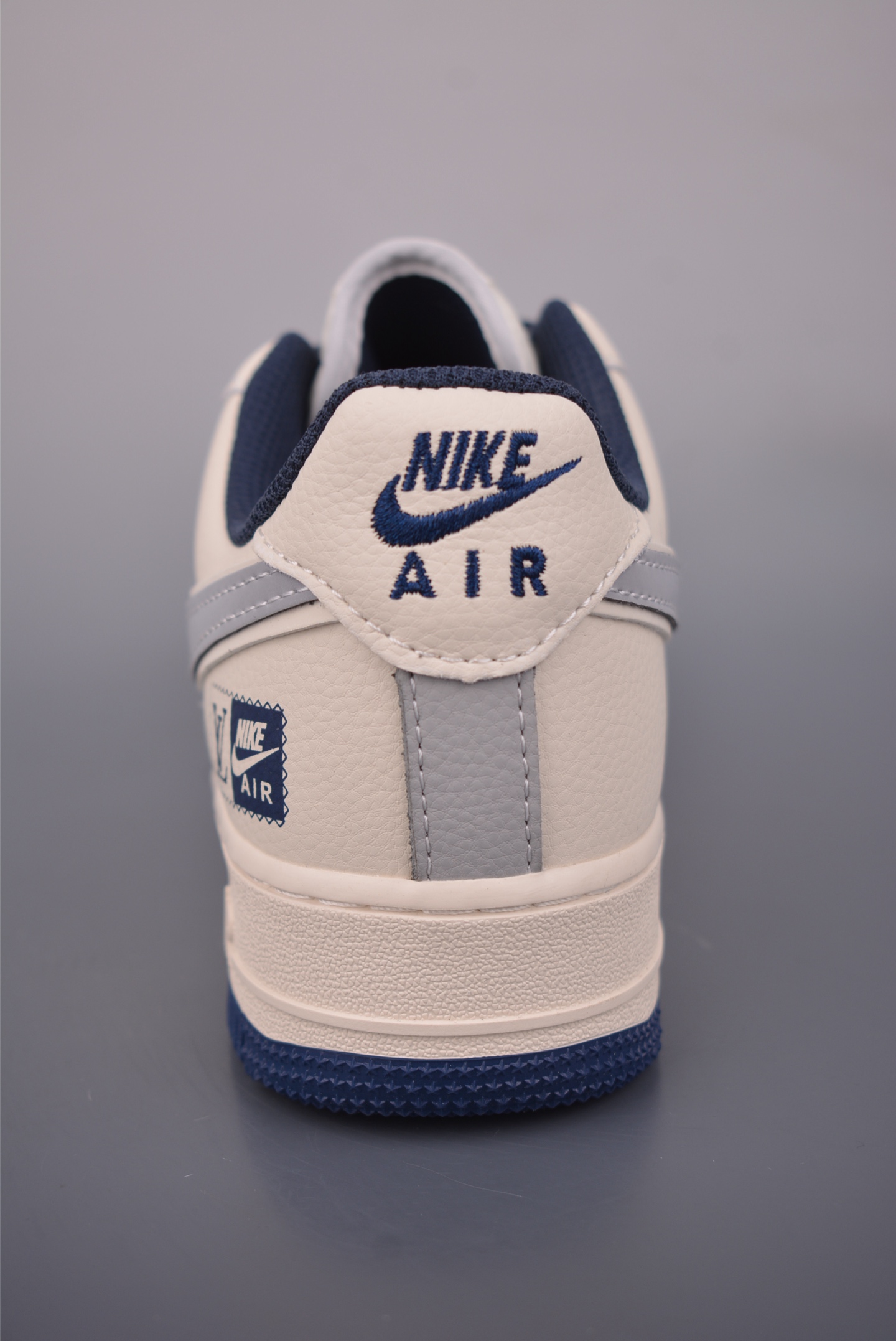 260 Nike Air Force 1 Low LV联名 SM6668-117-Chinese UA Cheap High Quatity Brand Clothes Bags handbags Sneakers wholesale wholesaler seller from China Factory suppliers Fashion Clothing Shoes best Quality Beautiful Price 260 Nike Air Force 1 Low LV联名 SM6668-117