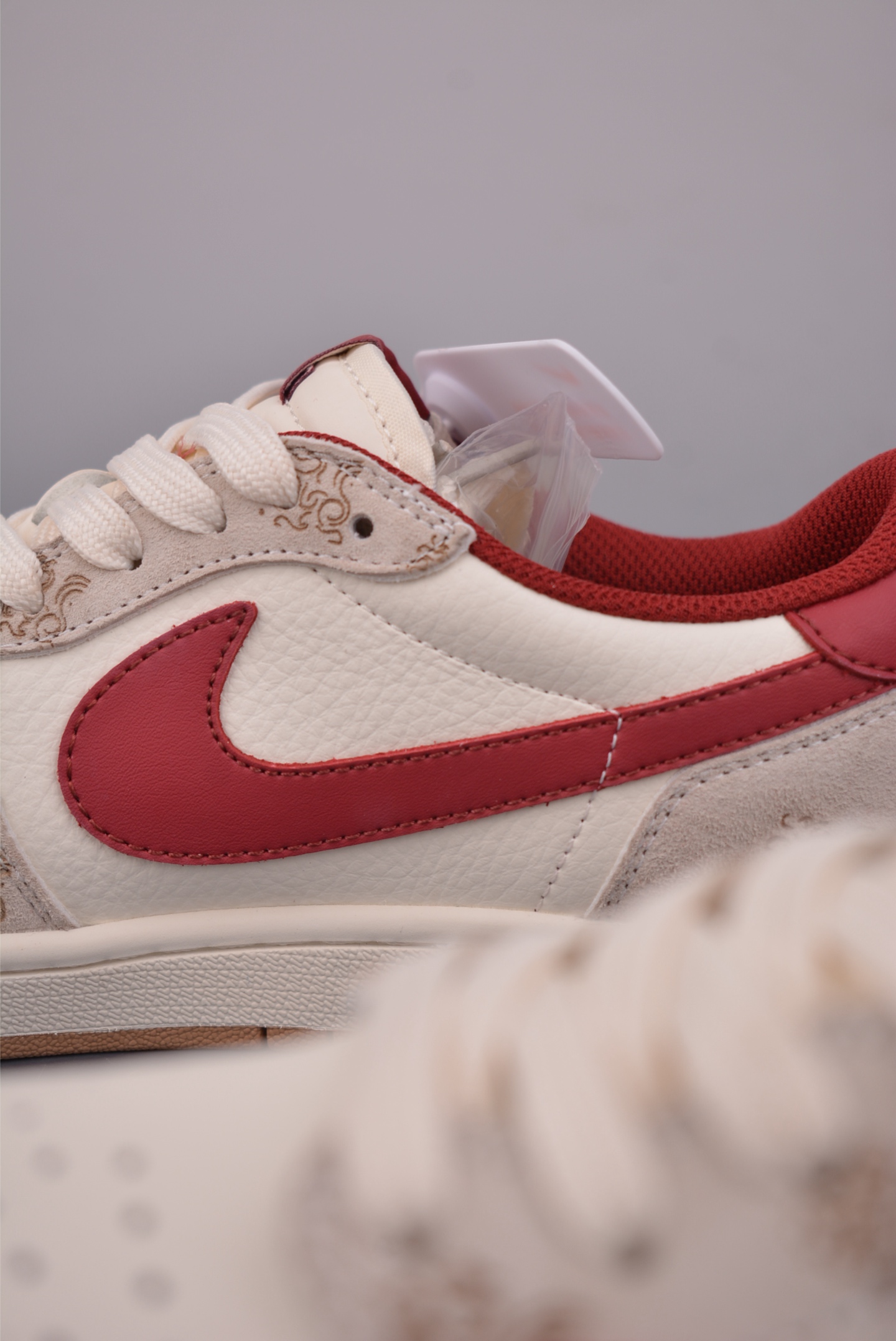 280 Fragment x Travis Scott x 马年限定 Air Jordan 1 Low 三方联名倒钩 DF619-005-Chinese UA Cheap High Quatity Brand Clothes Bags handbags Sneakers wholesale wholesaler seller from China Factory suppliers Fashion Clothing Shoes best Quality Beautiful Price 280 Fragment x Travis Scott x 马年限定 Air Jordan 1 Low 三方联名倒钩 DF619-005