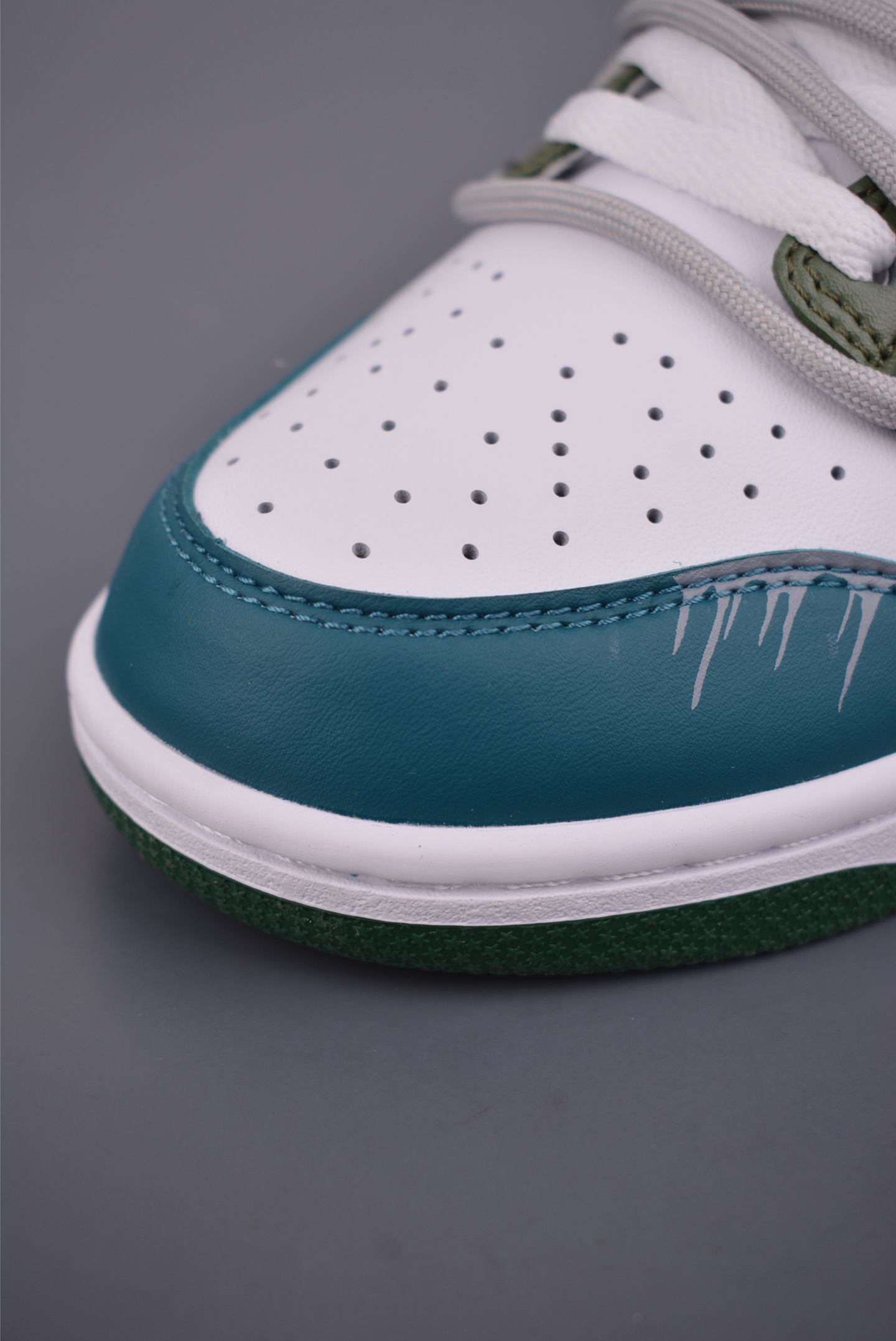 220 Nike SB Dunk Low 陈冠希 解构绑带 DD1391-101-Chinese UA Cheap High Quatity Brand Clothes Bags handbags Sneakers wholesale wholesaler seller from China Factory suppliers Fashion Clothing Shoes best Quality Beautiful Price 220 Nike SB Dunk Low 陈冠希 解构绑带 DD1391-101