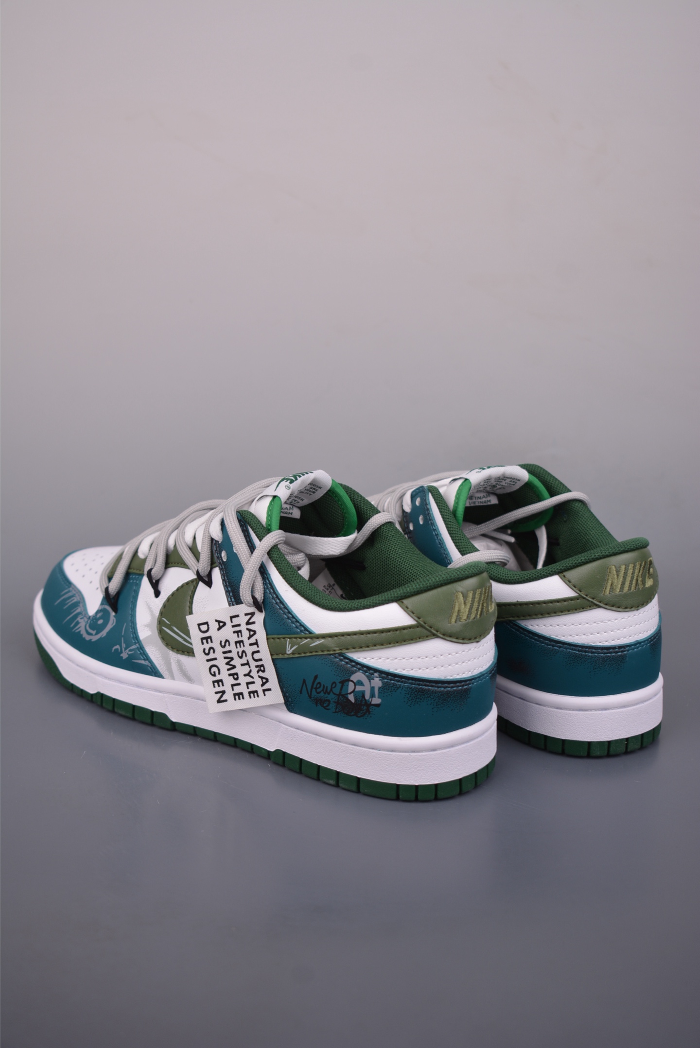 220 Nike SB Dunk Low 陈冠希 解构绑带 DD1391-101-Chinese UA Cheap High Quatity Brand Clothes Bags handbags Sneakers wholesale wholesaler seller from China Factory suppliers Fashion Clothing Shoes best Quality Beautiful Price 220 Nike SB Dunk Low 陈冠希 解构绑带 DD1391-101