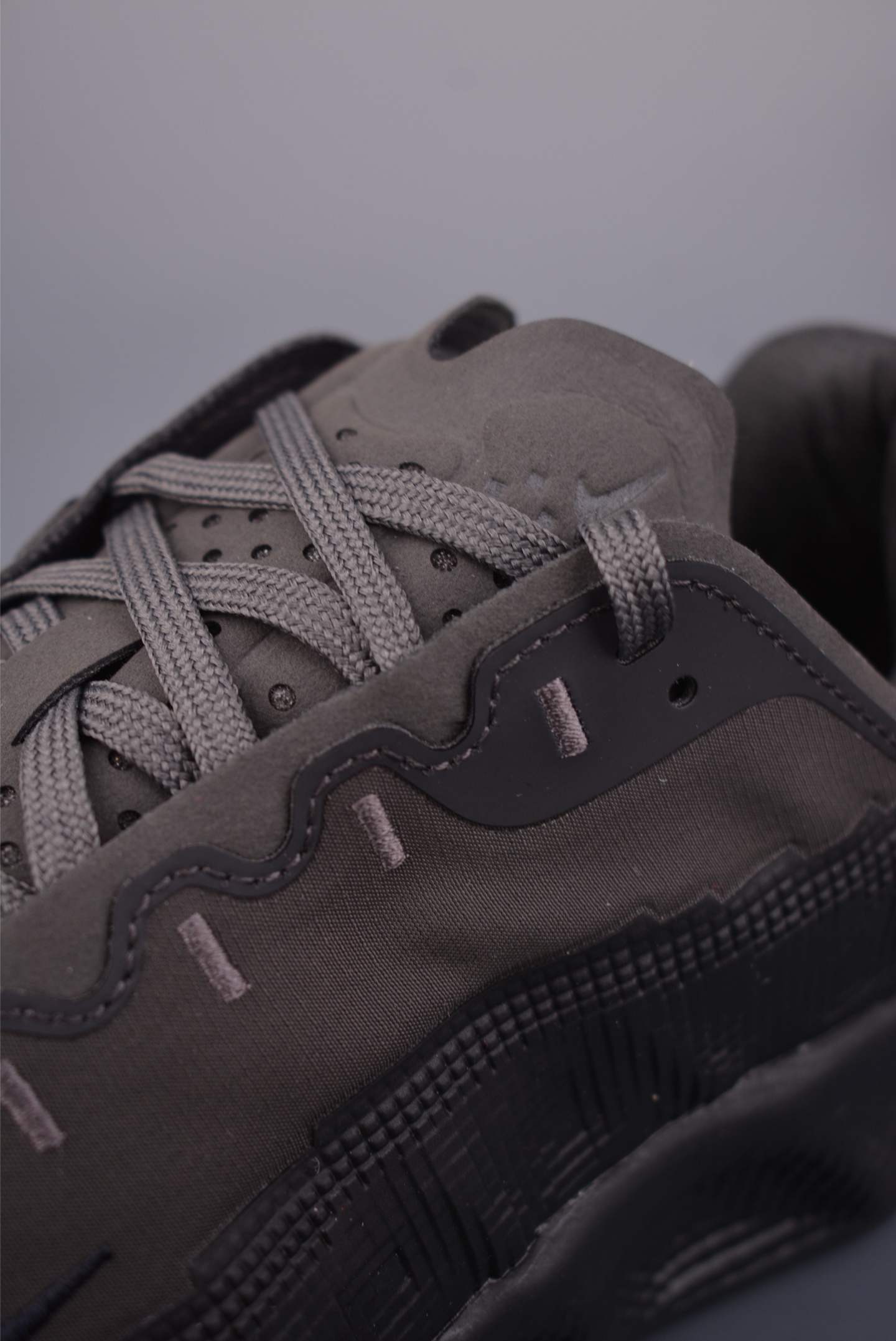 170 NIKE Ava Rover Hs 低帮复古运动鞋 HQ2864-300-Chinese UA Cheap High Quatity Brand Clothes Bags handbags Sneakers wholesale wholesaler seller from China Factory suppliers Fashion Clothing Shoes best Quality Beautiful Price 170 NIKE Ava Rover Hs 低帮复古运动鞋 HQ2864-300