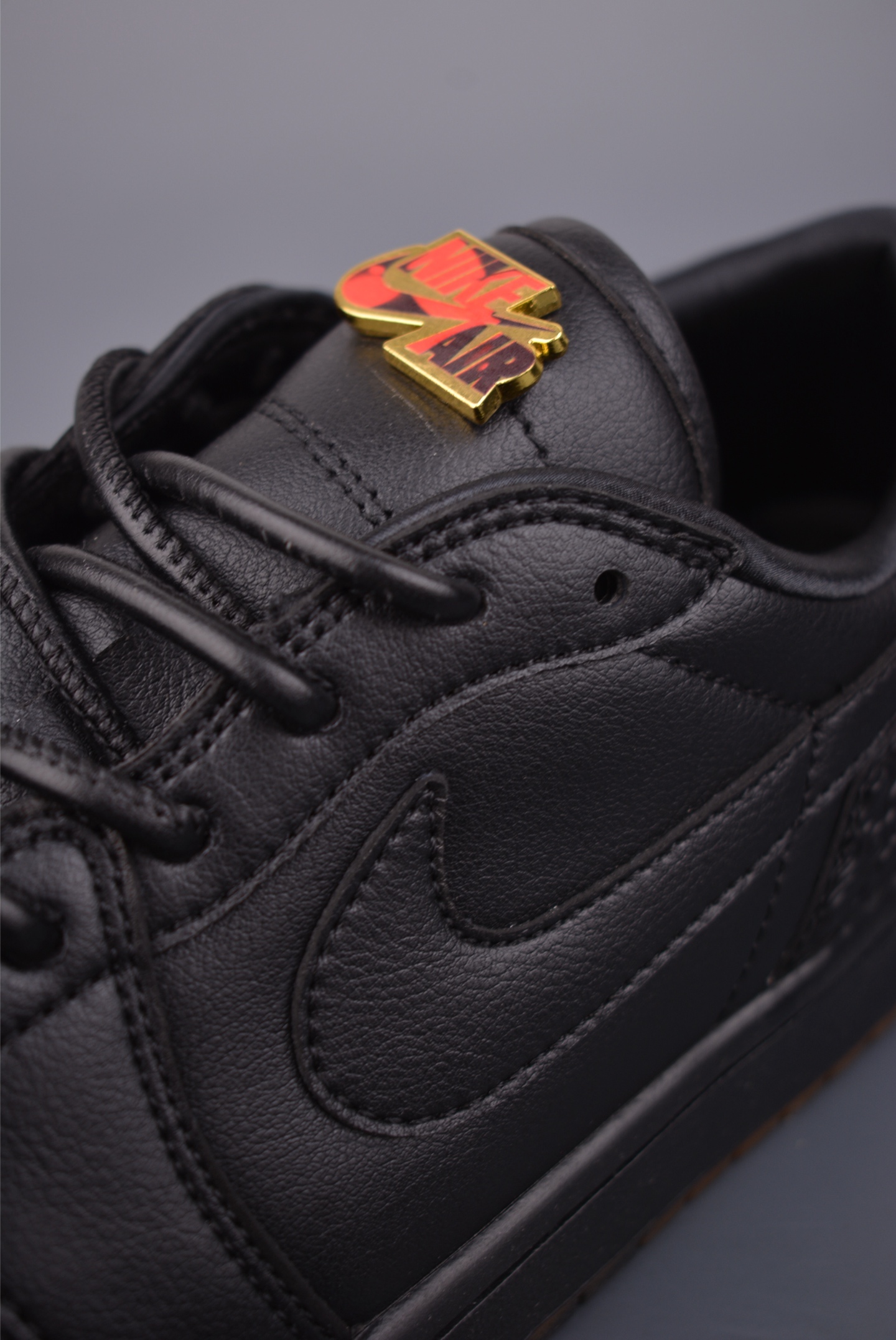 200 Air Jordan 1 Low 王嘉尔 玄武2.0 AJ1乔1低帮休闲板鞋 IQ3147-001