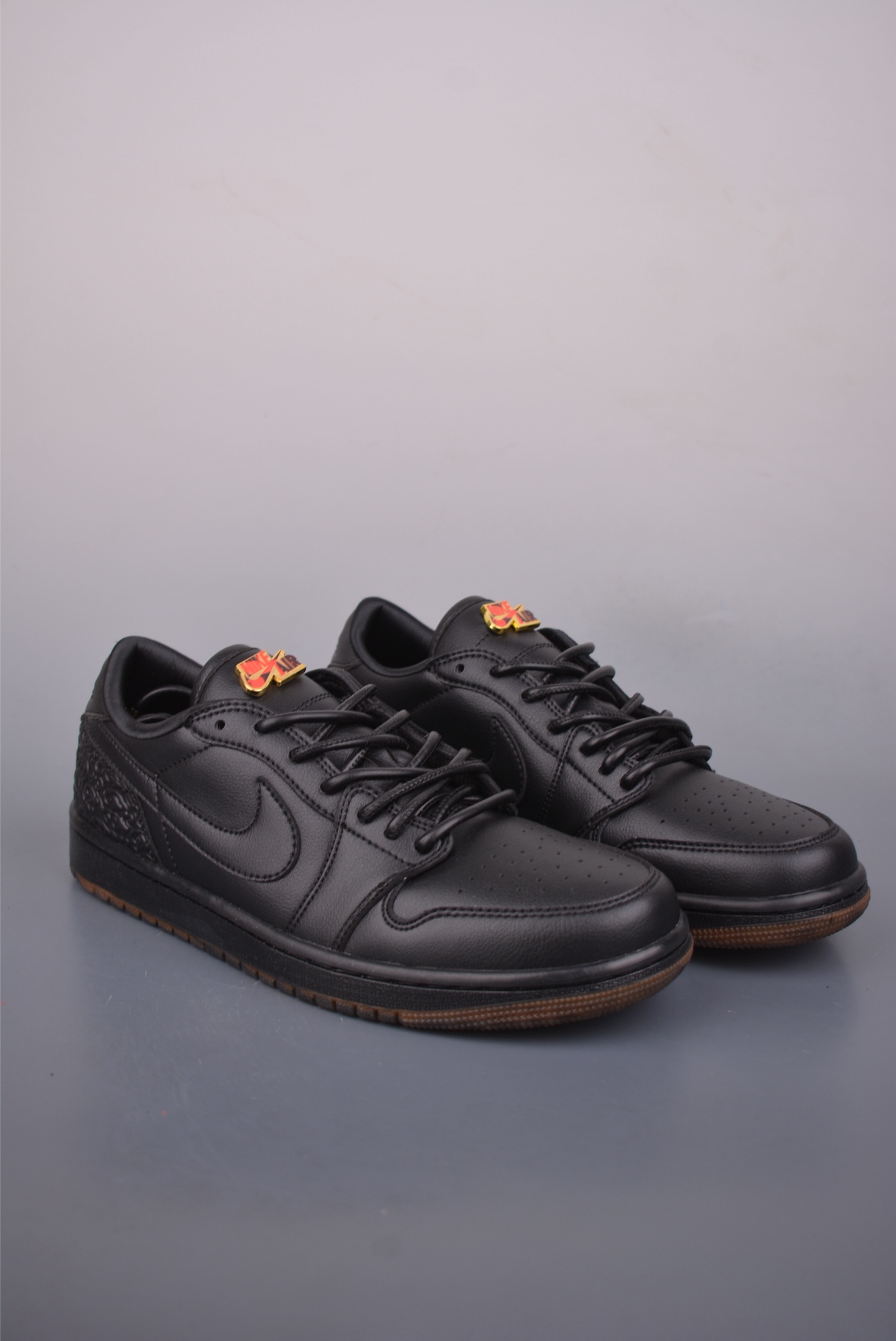 200 Air Jordan 1 Low 王嘉尔 玄武2.0 AJ1乔1低帮休闲板鞋 IQ3147-001