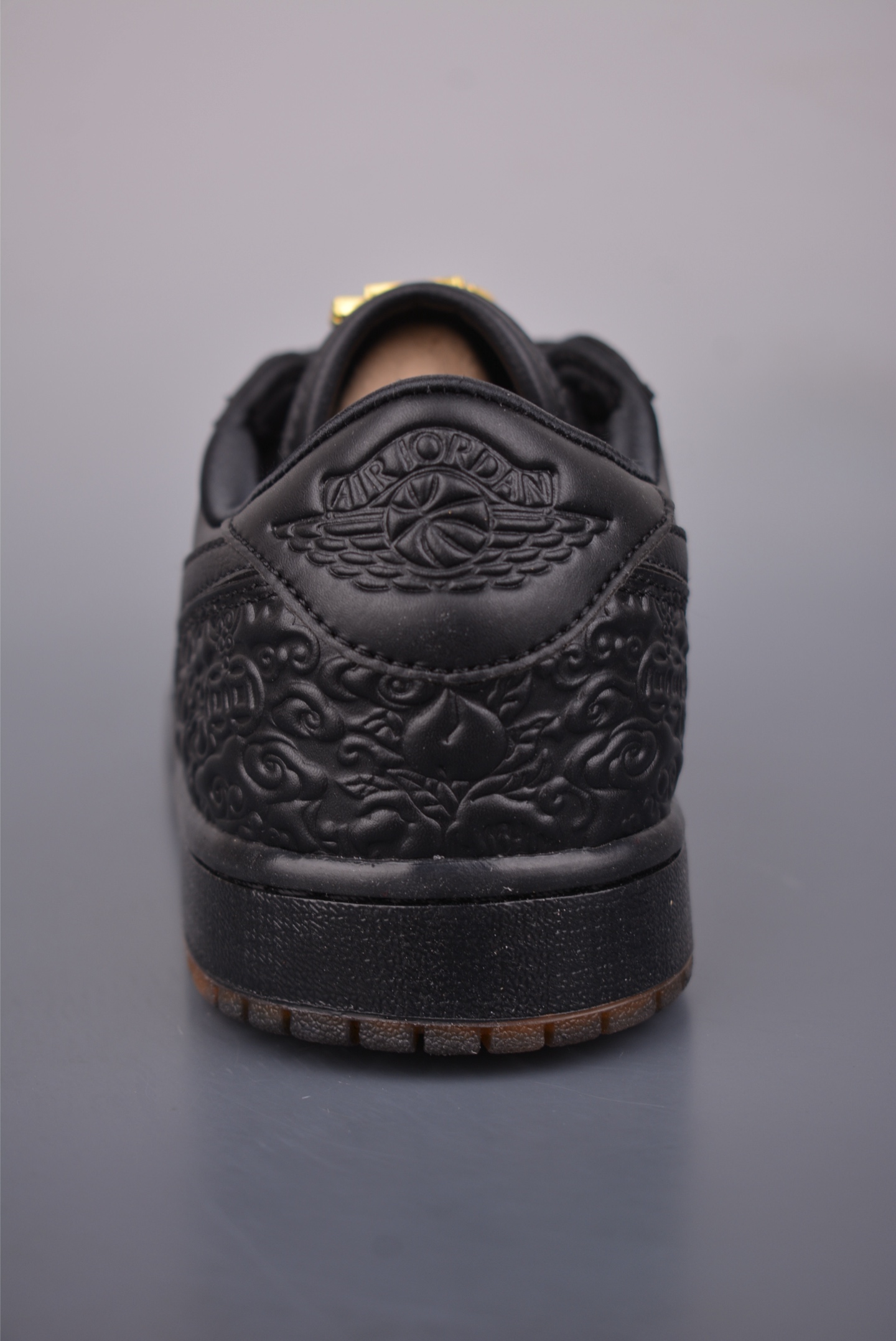 200 Air Jordan 1 Low 王嘉尔 玄武2.0 AJ1乔1低帮休闲板鞋 IQ3147-001