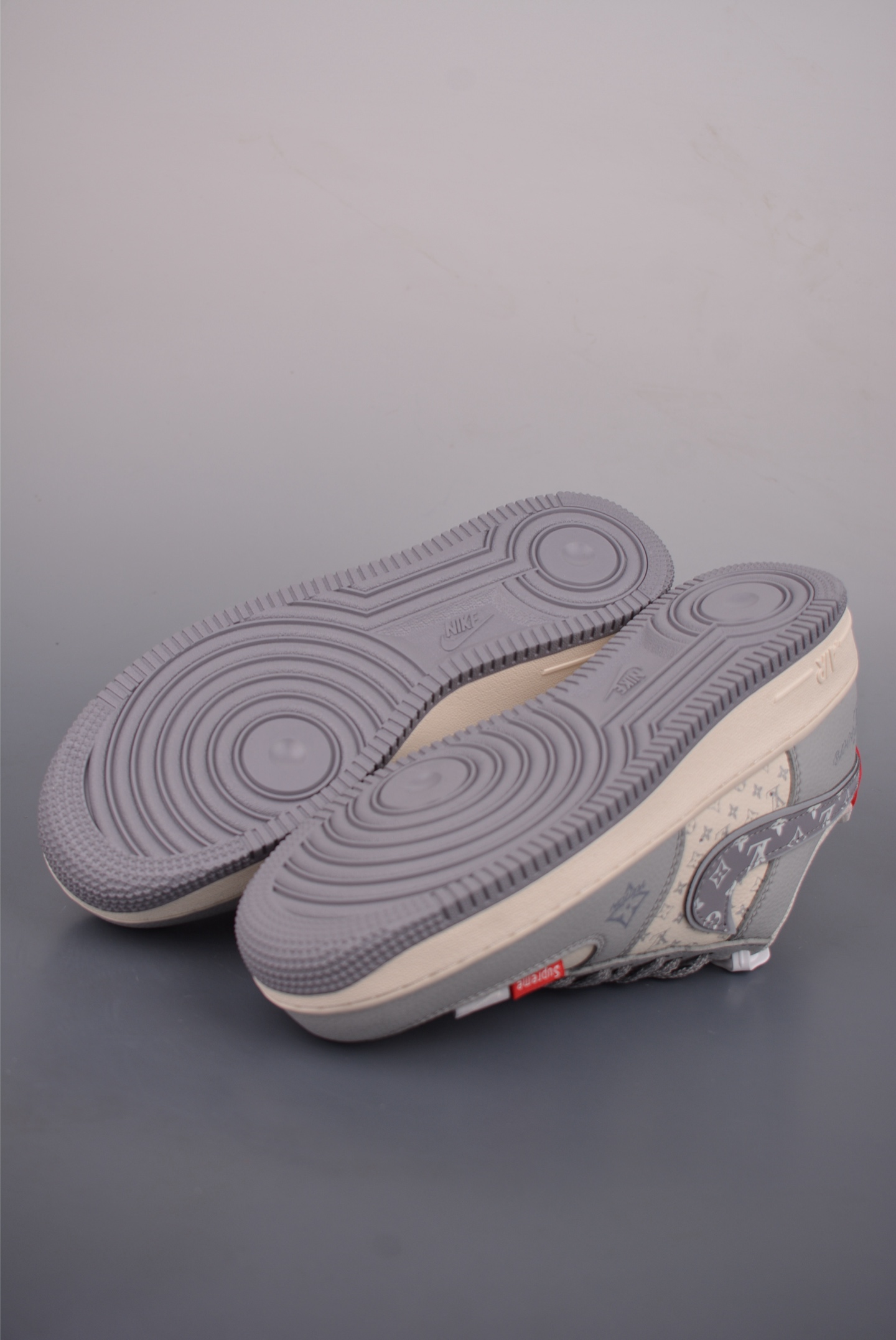 260 Nike Air Force 1 Low LV联名 XY2025-007