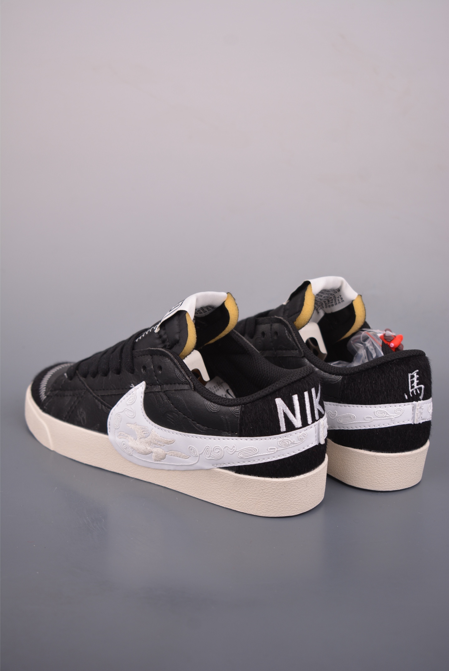 150 NK Blazer Low 77 JUMBO 复古经典开拓者 马年限定 MN2026-001-Chinese UA Cheap High Quatity Brand Clothes Bags handbags Sneakers wholesale wholesaler seller from China Factory suppliers Fashion Clothing Shoes best Quality Beautiful Price 150 NK Blazer Low 77 JUMBO 复古经典开拓者 马年限定 MN2026-001