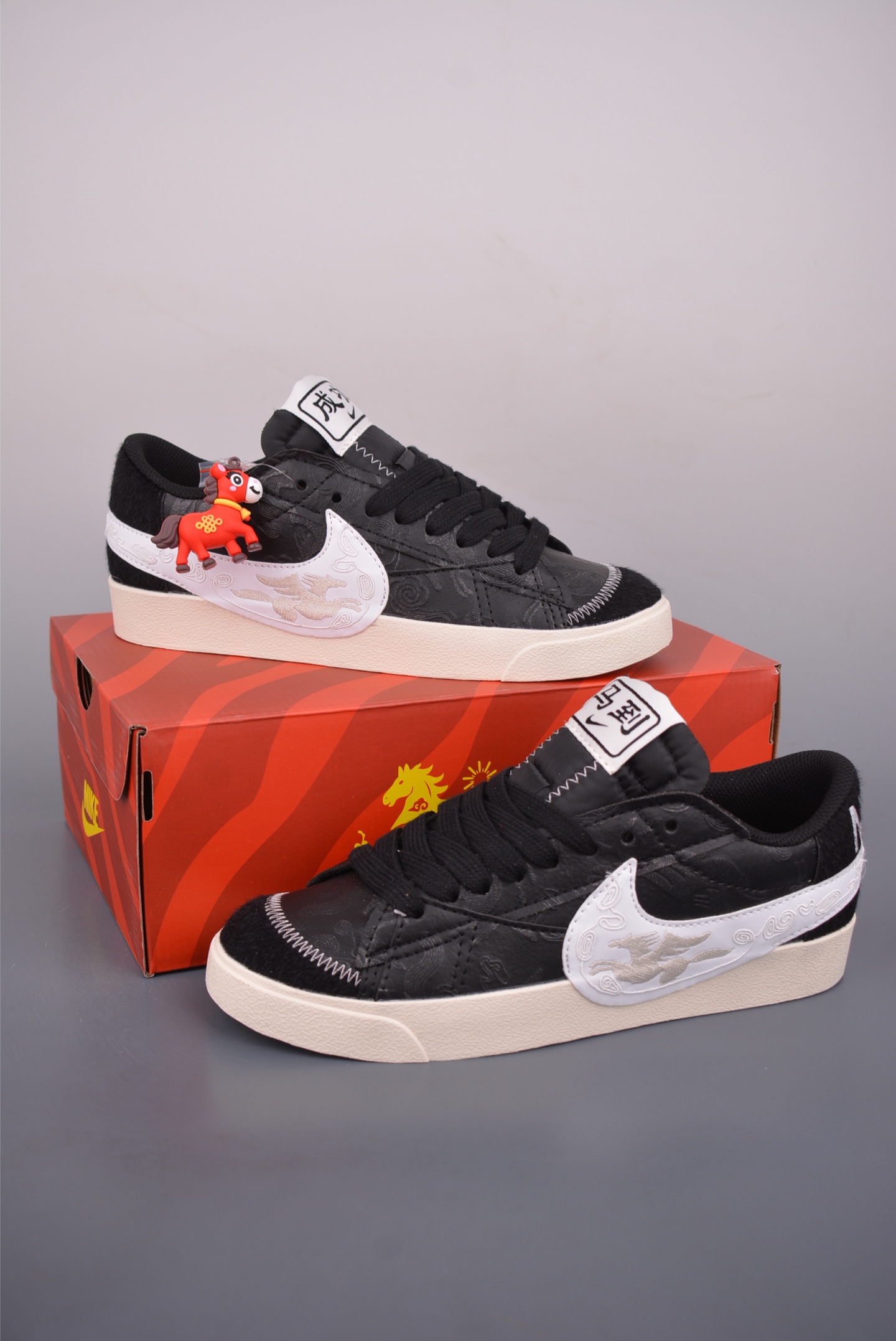 150 NK Blazer Low 77 JUMBO 复古经典开拓者 马年限定 MN2026-001-Chinese UA Cheap High Quatity Brand Clothes Bags handbags Sneakers wholesale wholesaler seller from China Factory suppliers Fashion Clothing Shoes best Quality Beautiful Price 150 NK Blazer Low 77 JUMBO 复古经典开拓者 马年限定 MN2026-001