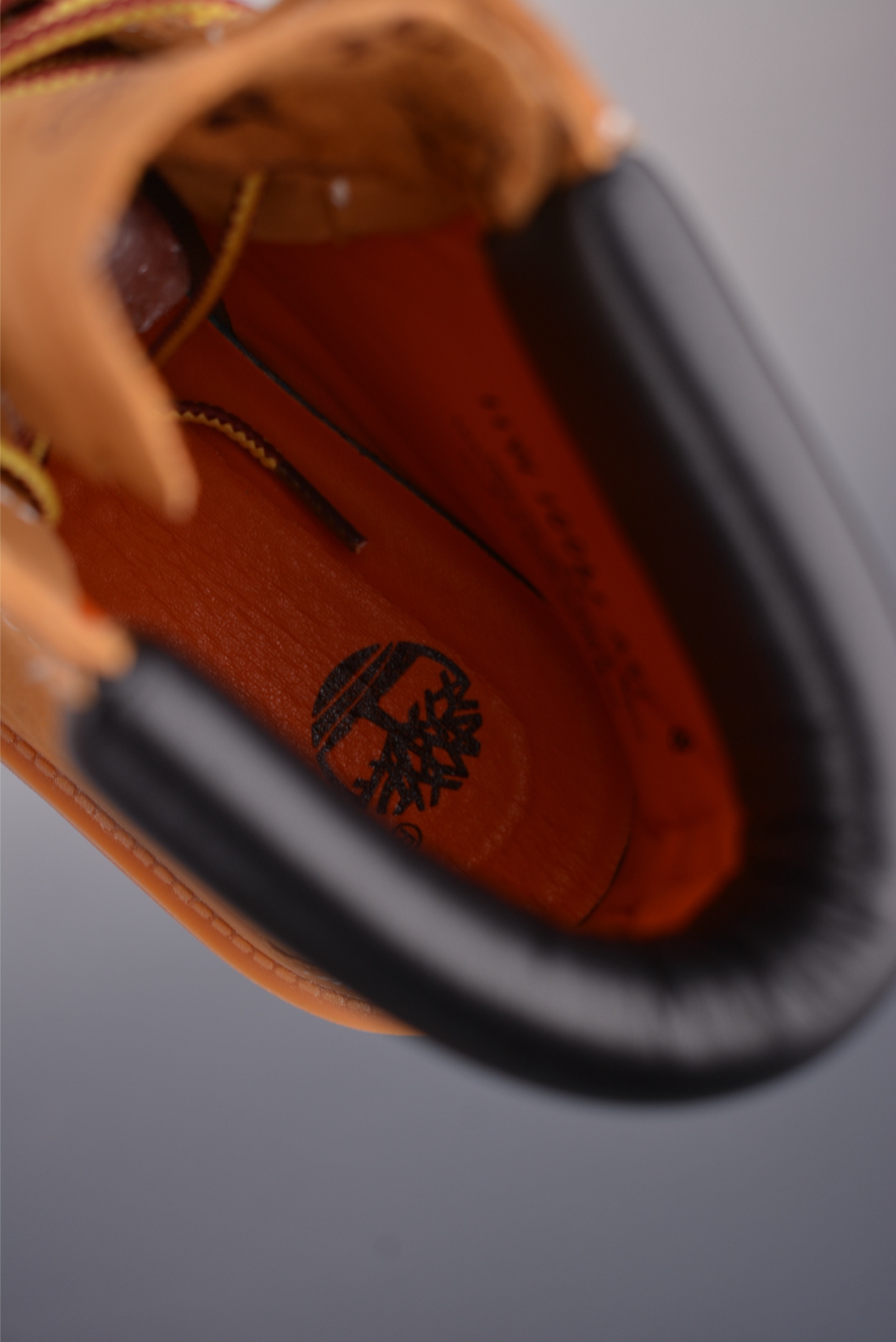 200 Lv x Timberland Lv联名添柏岚大黄靴 100631216-Chinese UA Cheap High Quatity Brand Clothes Bags handbags Sneakers wholesale wholesaler seller from China Factory suppliers Fashion Clothing Shoes best Quality Beautiful Price 200 Lv x Timberland Lv联名添柏岚大黄靴 100631216