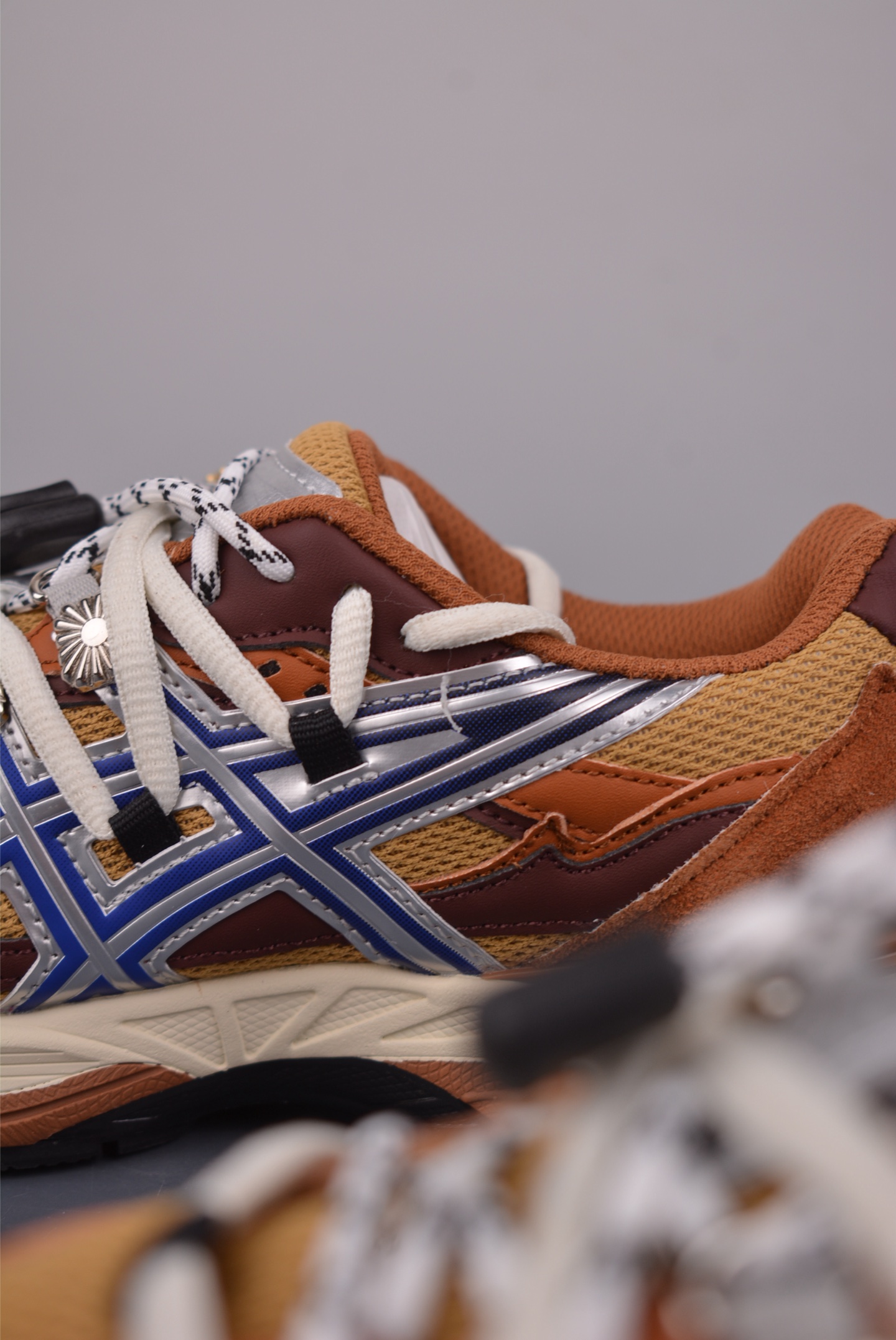190 Asics Gel-CUMULUS 16 亚瑟士运动休闲透气专业跑鞋 1203A838-200