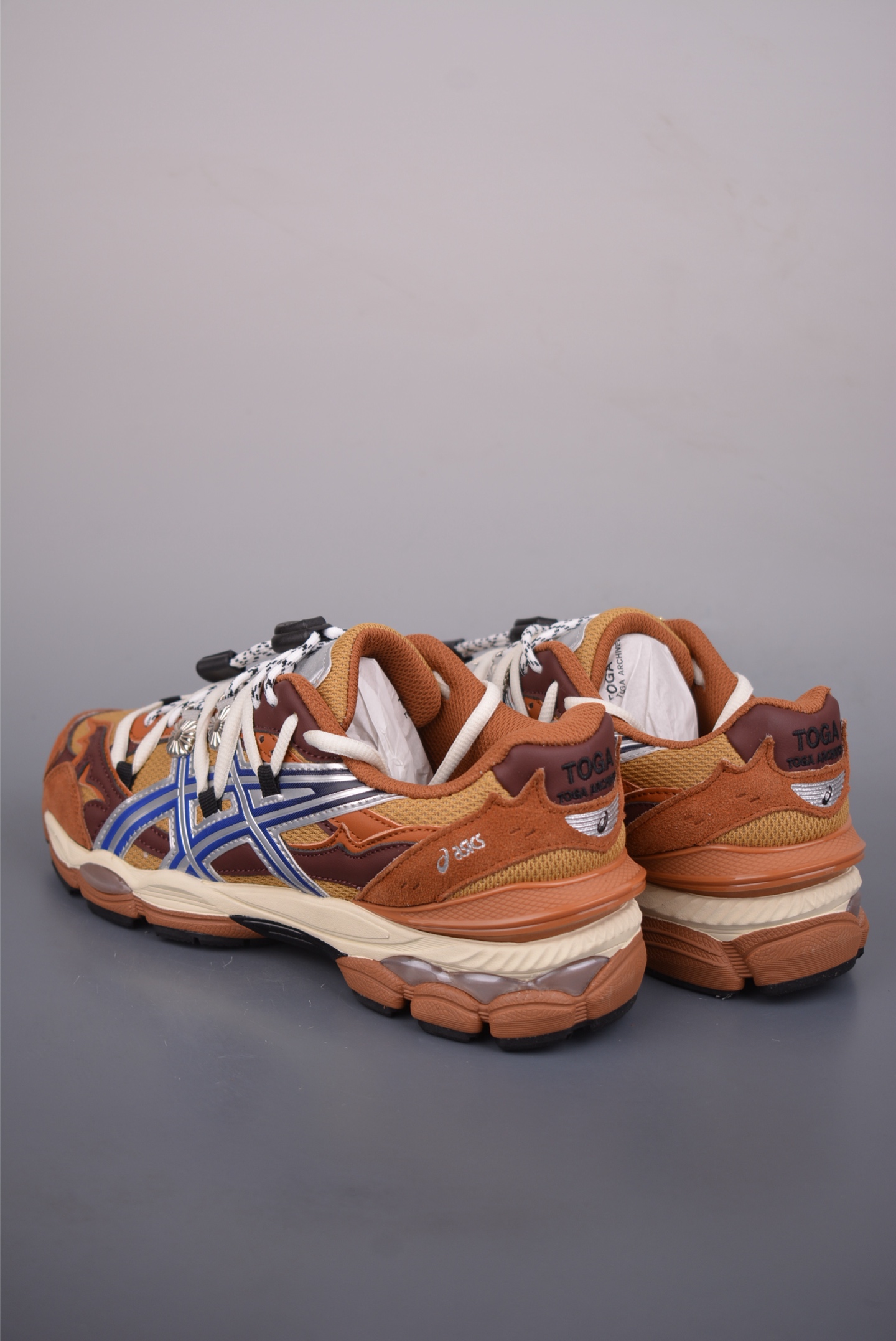 190 Asics Gel-CUMULUS 16 亚瑟士运动休闲透气专业跑鞋 1203A838-200