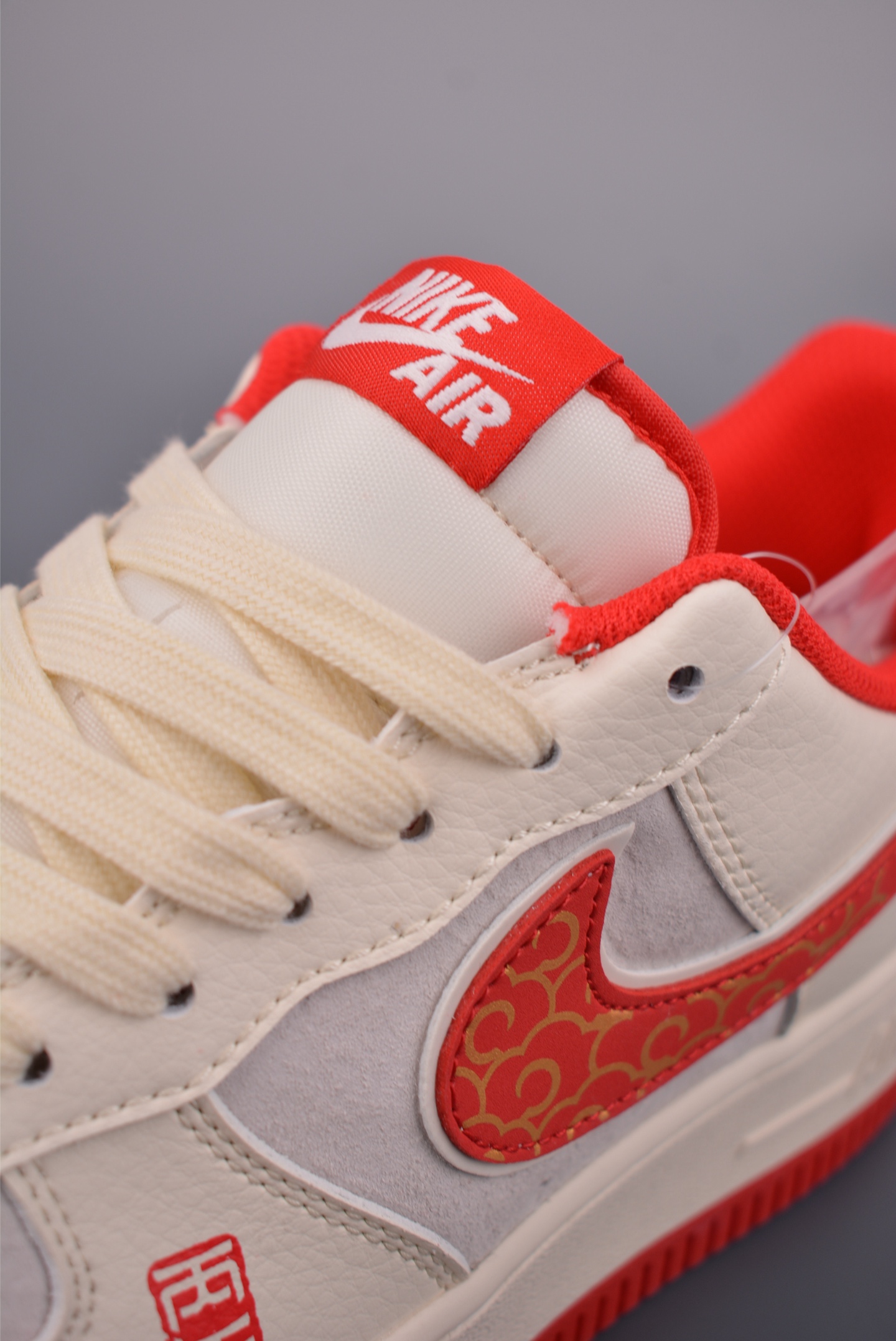 260 Nike Air Force 1 Low 马年限定 HT5088-613