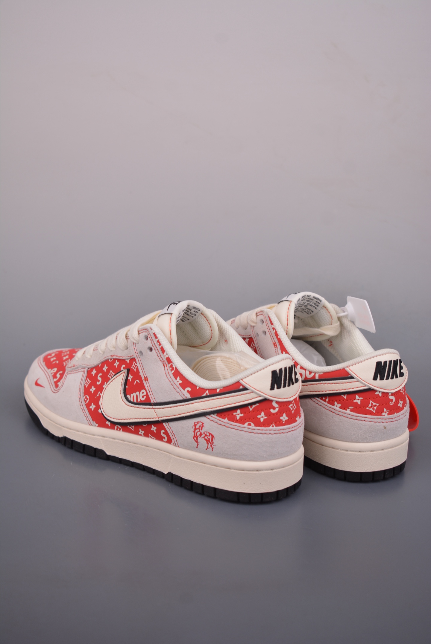 280 Nike SB Dunk Low 马年限定联名 JP2026-107-Chinese UA Cheap High Quatity Brand Clothes Bags handbags Sneakers wholesale wholesaler seller from China Factory suppliers Fashion Clothing Shoes best Quality Beautiful Price 280 Nike SB Dunk Low 马年限定联名 JP2026-107