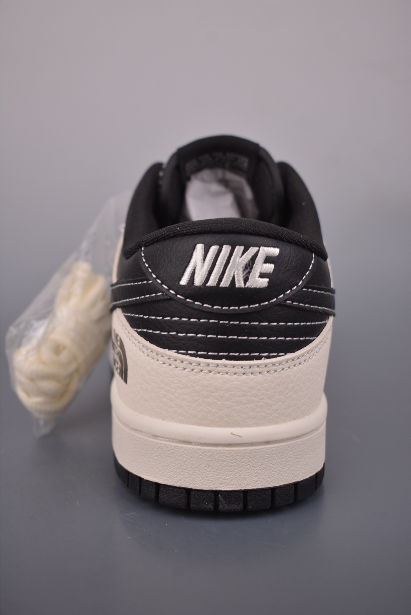280 Nike SB Dunk Low 北面联名 DS6608-023-Chinese UA Cheap High Quatity Brand Clothes Bags handbags Sneakers wholesale wholesaler seller from China Factory suppliers Fashion Clothing Shoes best Quality Beautiful Price 280 Nike SB Dunk Low 北面联名 DS6608-023