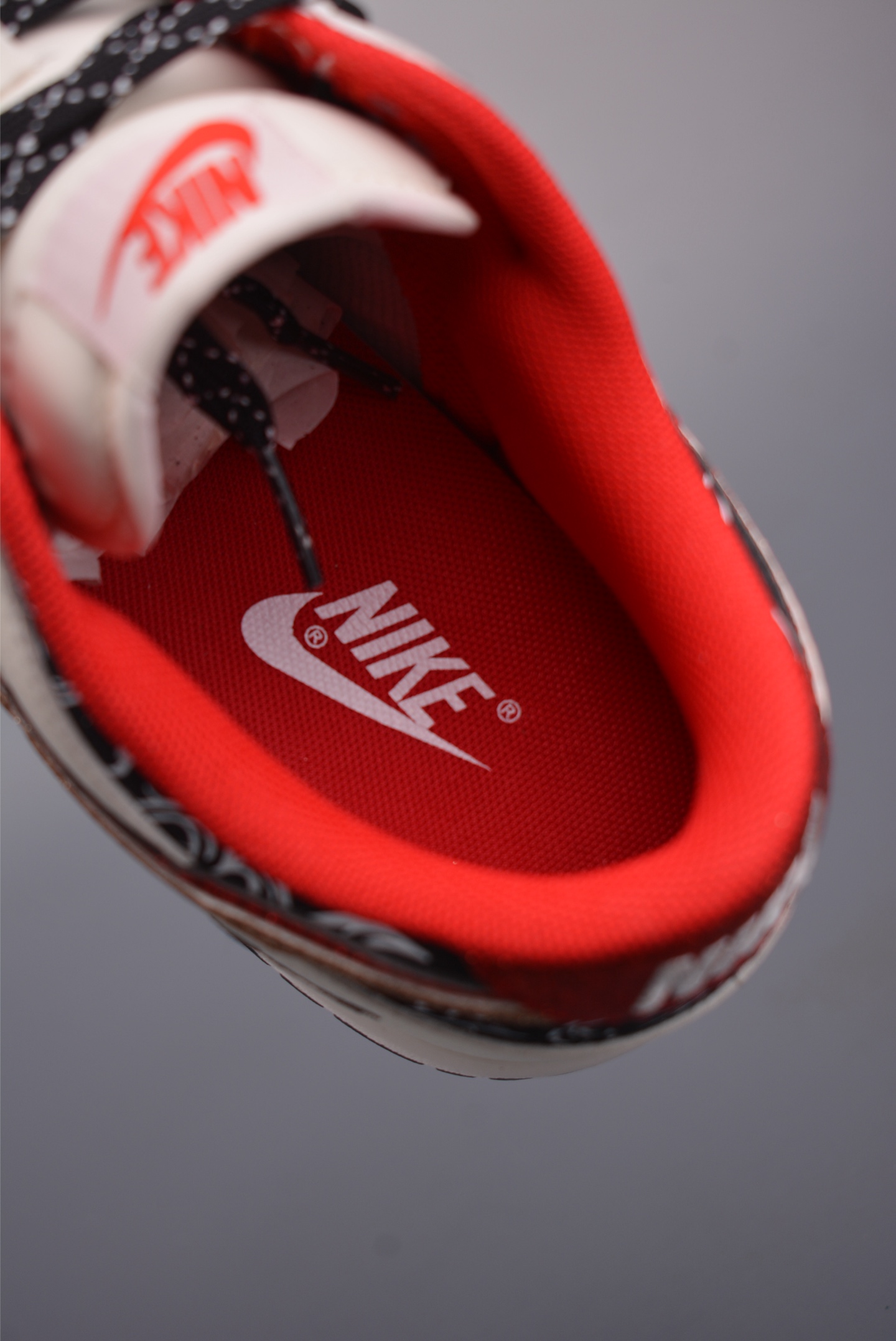280 Nike SB Dunk Low 马年限定 XD6188-052-Chinese UA Cheap High Quatity Brand Clothes Bags handbags Sneakers wholesale wholesaler seller from China Factory suppliers Fashion Clothing Shoes best Quality Beautiful Price 280 Nike SB Dunk Low 马年限定 XD6188-052