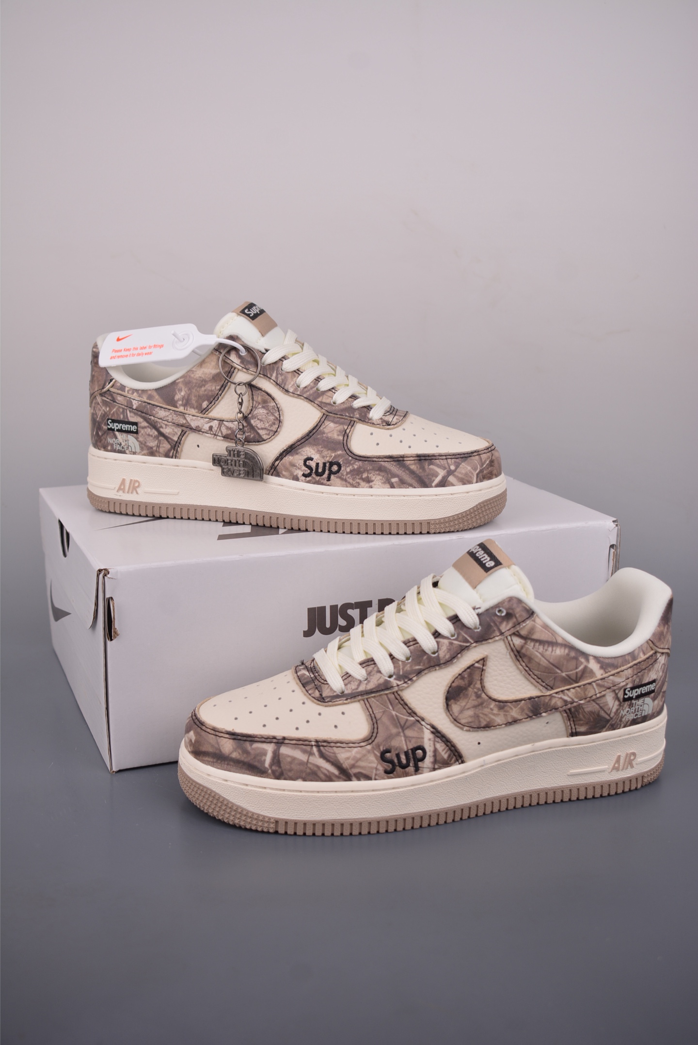 260 Nike Air Force 1 Low Supreme联名 DF0188-125-Chinese UA Cheap High Quatity Brand Clothes Bags handbags Sneakers wholesale wholesaler seller from China Factory suppliers Fashion Clothing Shoes best Quality Beautiful Price 260 Nike Air Force 1 Low Supreme联名 DF0188-125