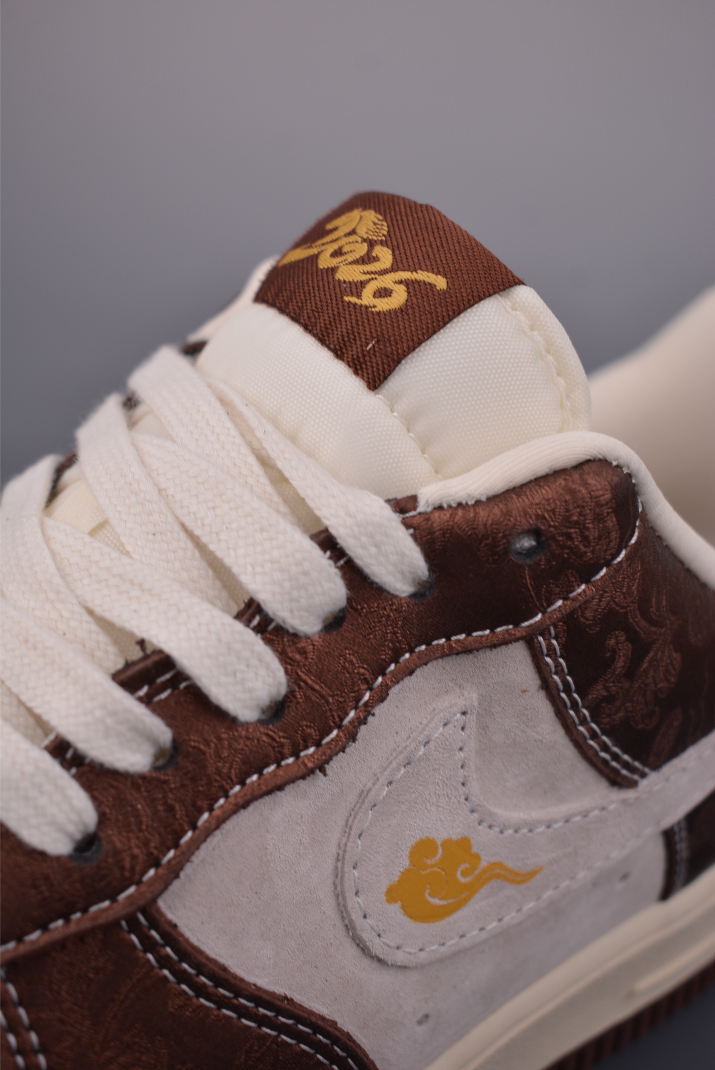 260 Nike Air Force 1 Low 马年限定 KD1688-005