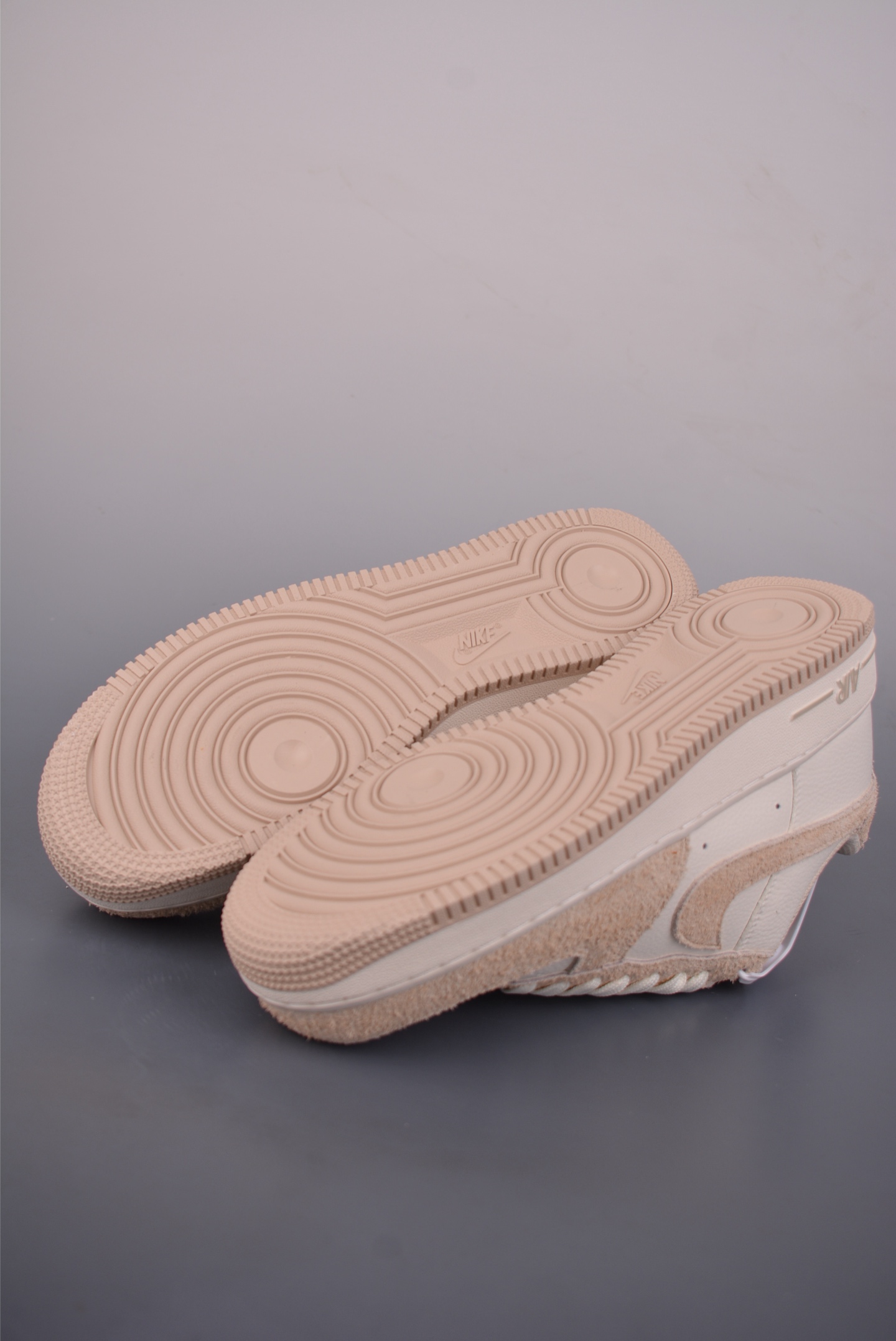 260 Nike Air Force 1 Low 马毛灰白 HQ3905-001-Chinese UA Cheap High Quatity Brand Clothes Bags handbags Sneakers wholesale wholesaler seller from China Factory suppliers Fashion Clothing Shoes best Quality Beautiful Price 260 Nike Air Force 1 Low 马毛灰白 HQ3905-001