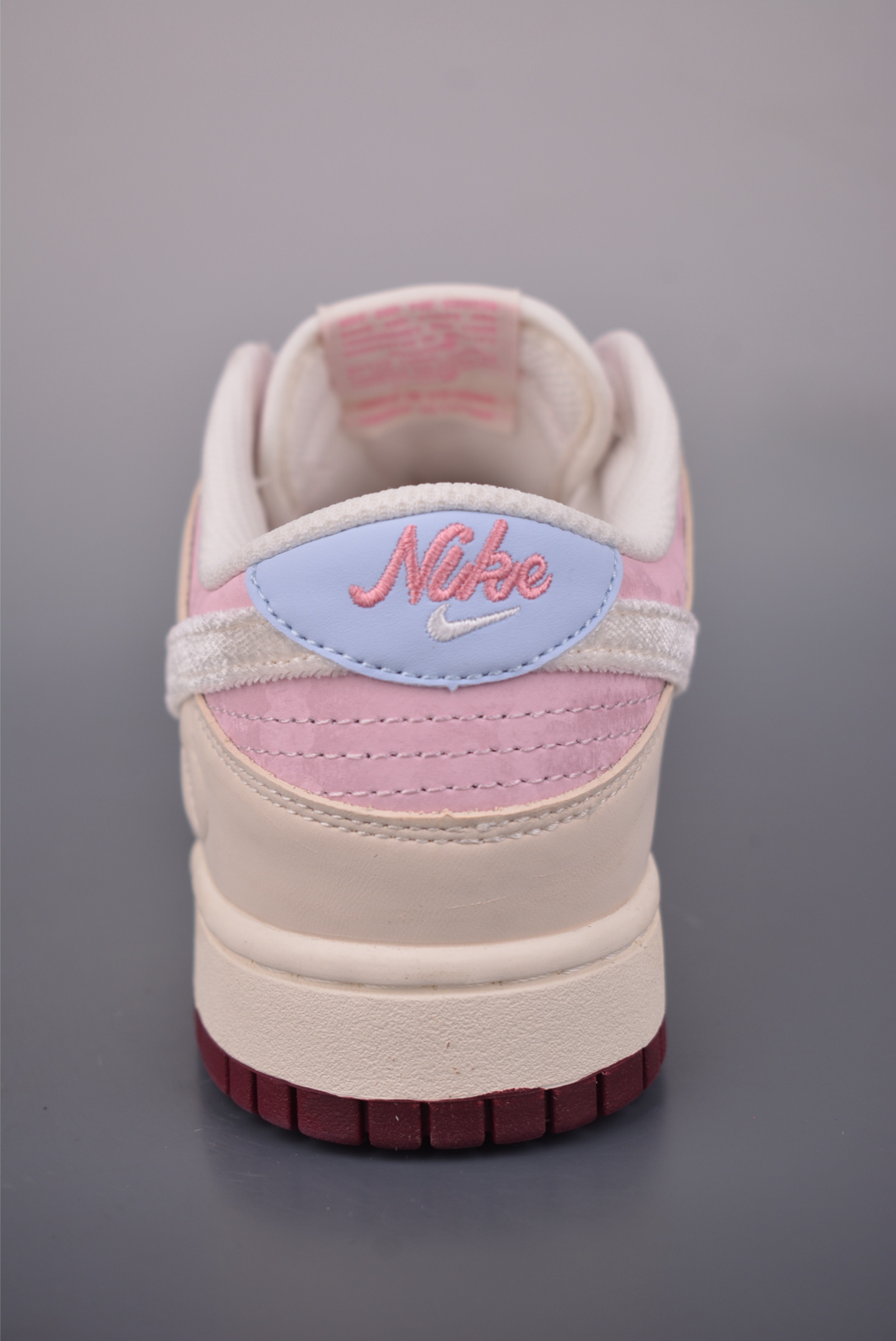 180 NIKE SB Dunk Low IQ1145-610-Chinese UA Cheap High Quatity Brand Clothes Bags handbags Sneakers wholesale wholesaler seller from China Factory suppliers Fashion Clothing Shoes best Quality Beautiful Price 180 NIKE SB Dunk Low IQ1145-610
