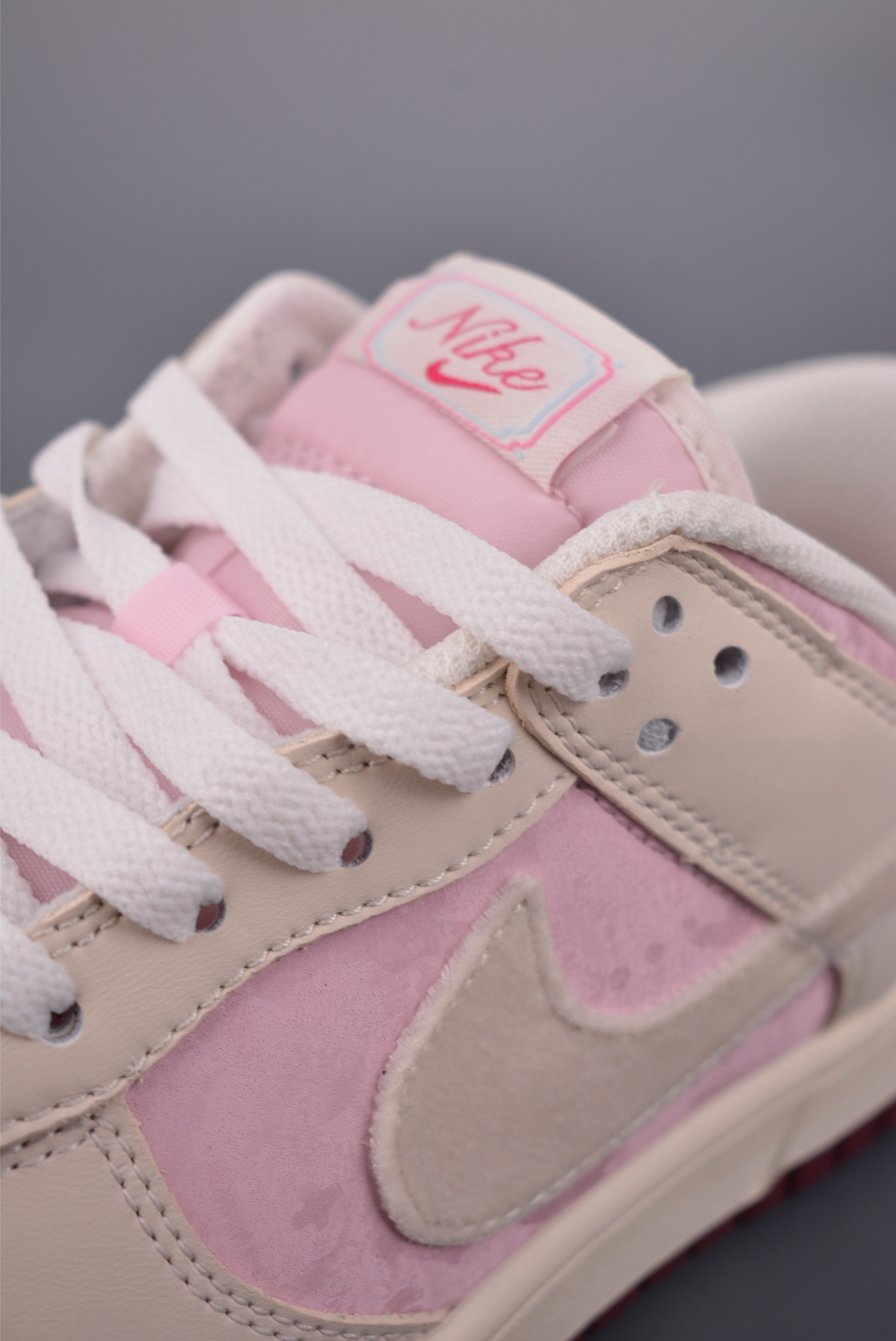 180 NIKE SB Dunk Low IQ1145-610-Chinese UA Cheap High Quatity Brand Clothes Bags handbags Sneakers wholesale wholesaler seller from China Factory suppliers Fashion Clothing Shoes best Quality Beautiful Price 180 NIKE SB Dunk Low IQ1145-610