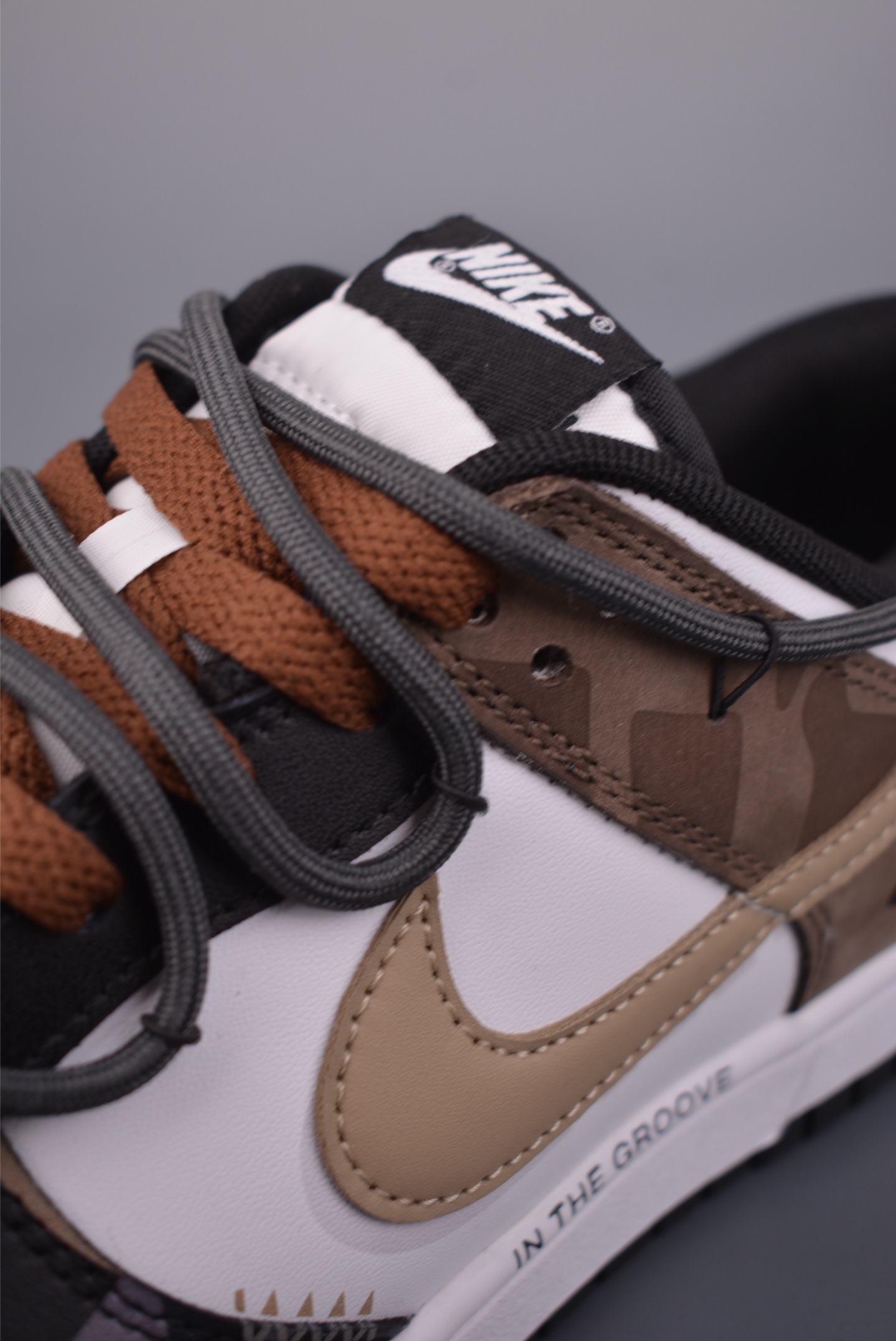 280 Nike SB Dunk Low 黑棕 解构绑带 HF5441-100-Chinese UA Cheap High Quatity Brand Clothes Bags handbags Sneakers wholesale wholesaler seller from China Factory suppliers Fashion Clothing Shoes best Quality Beautiful Price 280 Nike SB Dunk Low 黑棕 解构绑带 HF5441-100