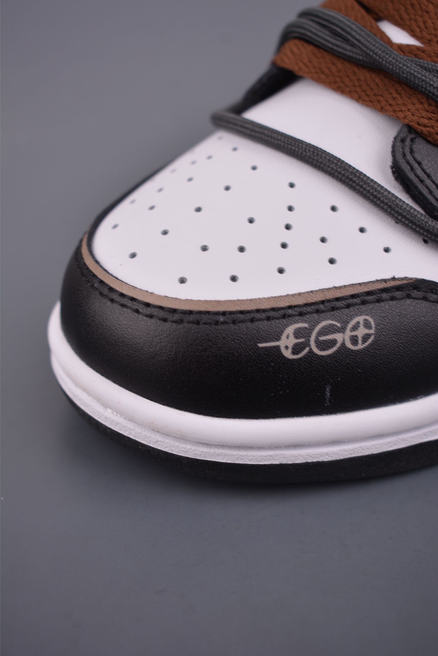 280 Nike SB Dunk Low 黑棕 解构绑带 HF5441-100-Chinese UA Cheap High Quatity Brand Clothes Bags handbags Sneakers wholesale wholesaler seller from China Factory suppliers Fashion Clothing Shoes best Quality Beautiful Price 280 Nike SB Dunk Low 黑棕 解构绑带 HF5441-100