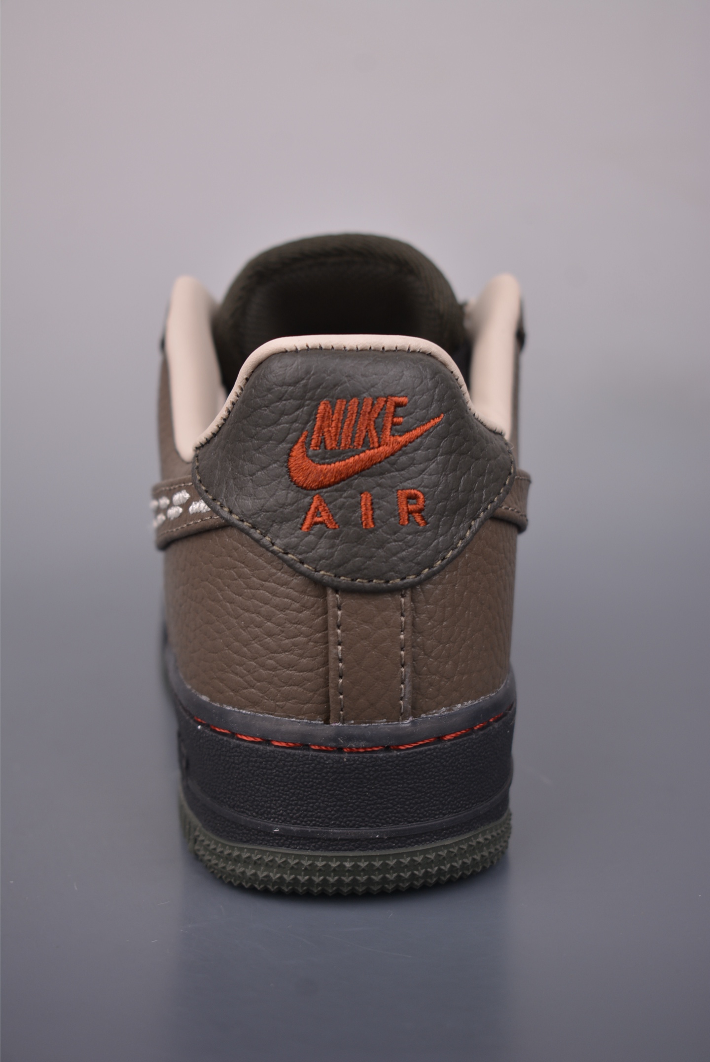 160 Nike Air Force 1 Low IQ1122-320
