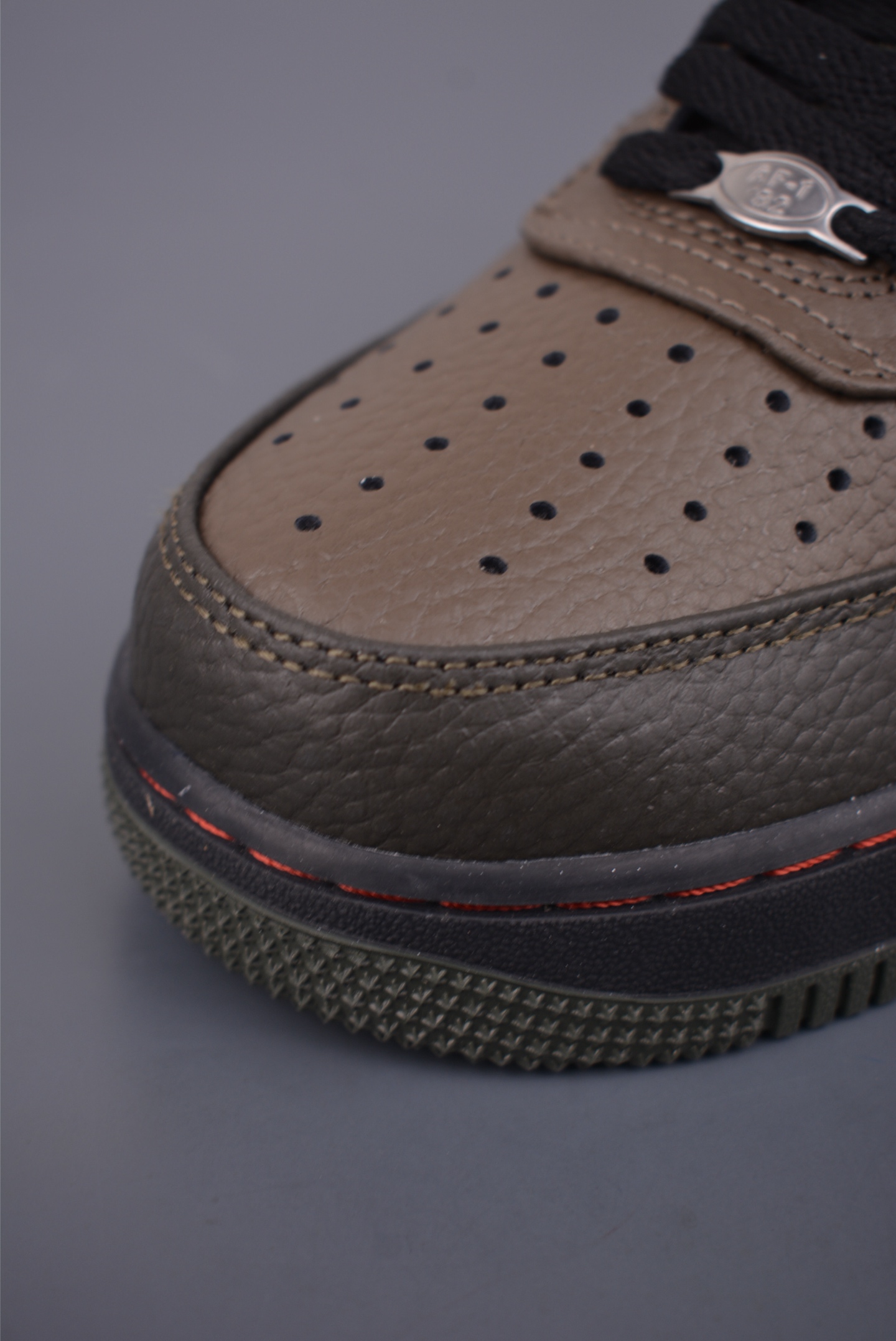 160 Nike Air Force 1 Low IQ1122-320