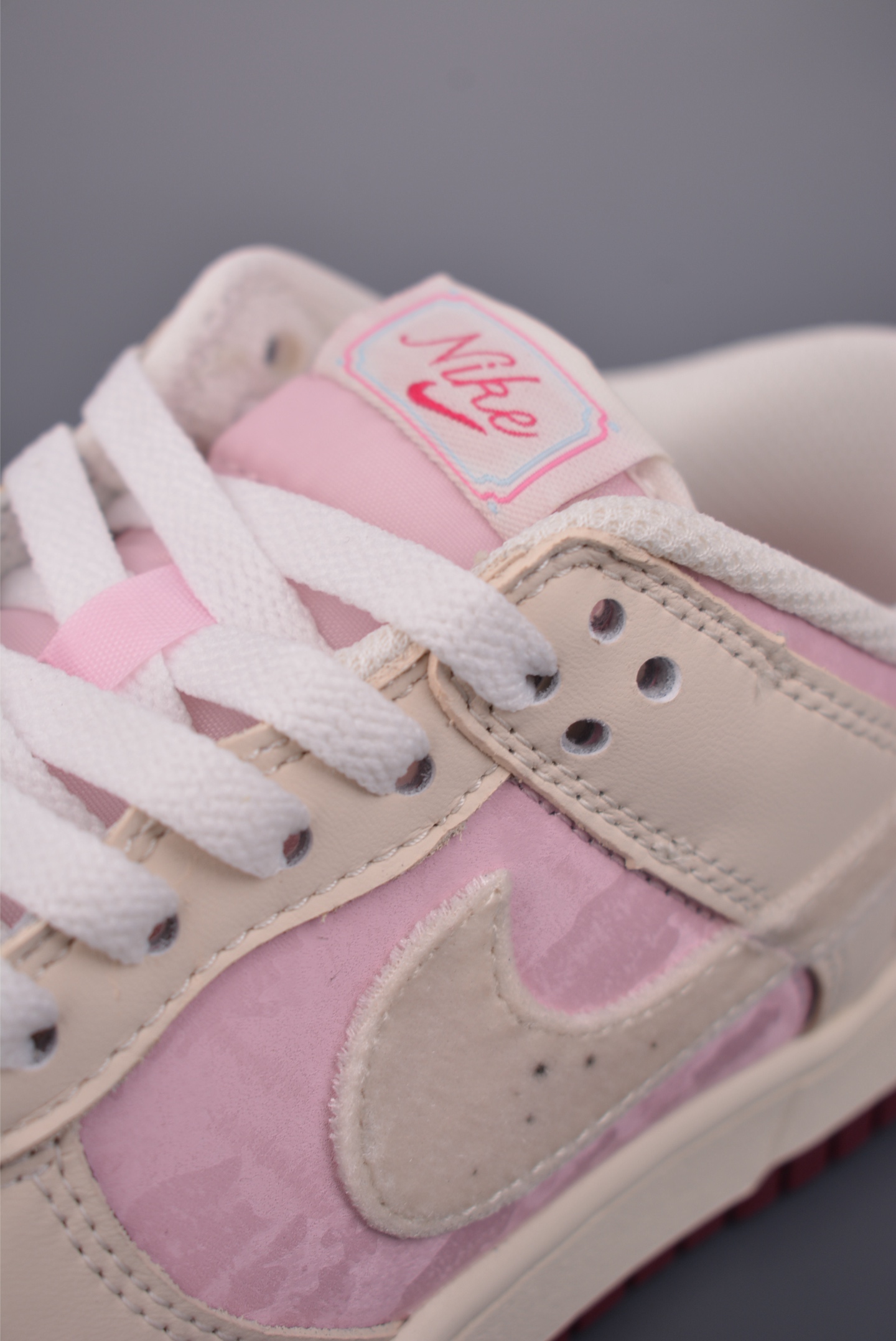 180 NIKE SB Dunk Low IQ1145-610-Chinese UA Cheap High Quatity Brand Clothes Bags handbags Sneakers wholesale wholesaler seller from China Factory suppliers Fashion Clothing Shoes best Quality Beautiful Price 180 NIKE SB Dunk Low IQ1145-610