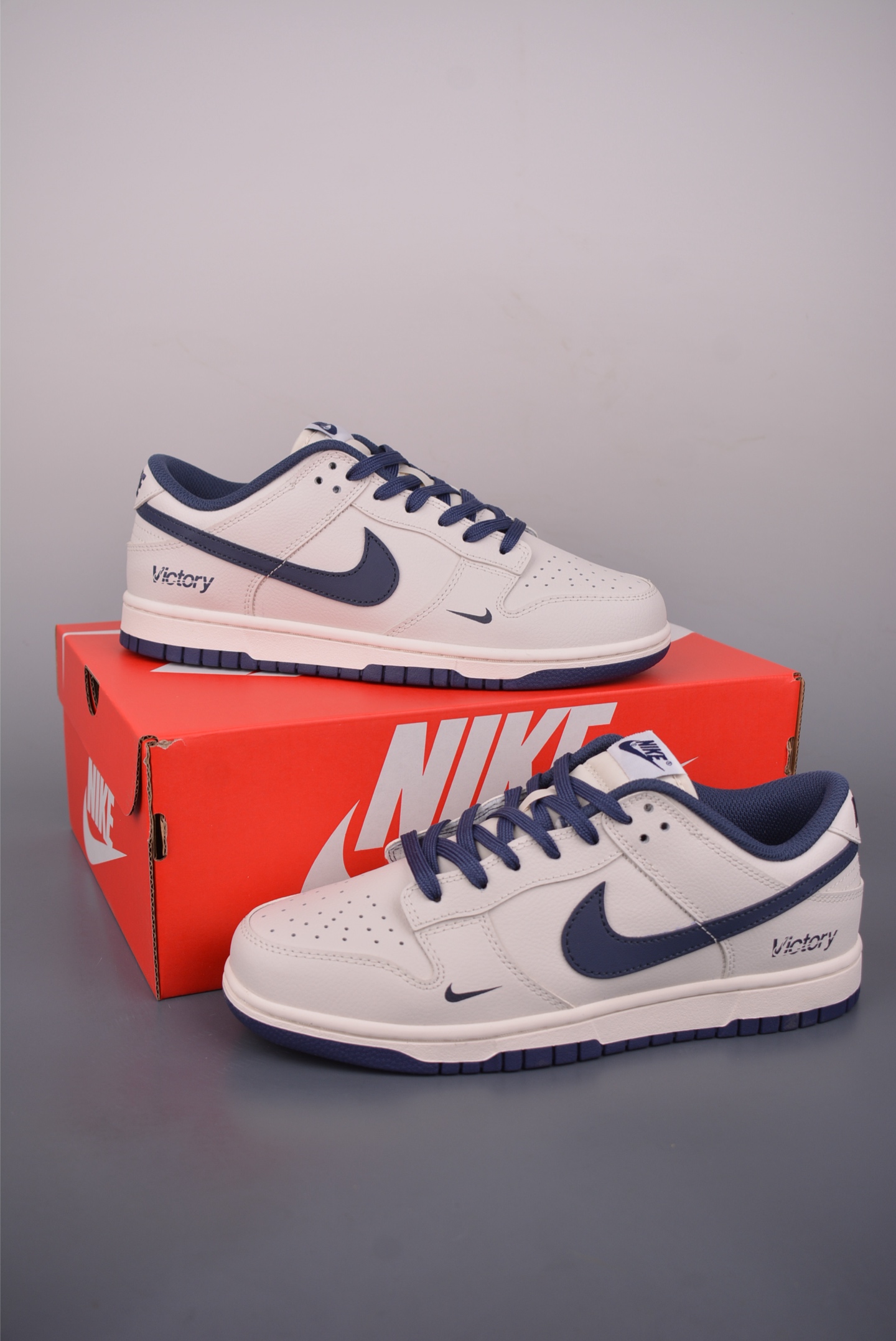 260 Nike SB Dunk Low Victory联名 WB0620-116-Chinese UA Cheap High Quatity Brand Clothes Bags handbags Sneakers wholesale wholesaler seller from China Factory suppliers Fashion Clothing Shoes best Quality Beautiful Price 260 Nike SB Dunk Low Victory联名 WB0620-116
