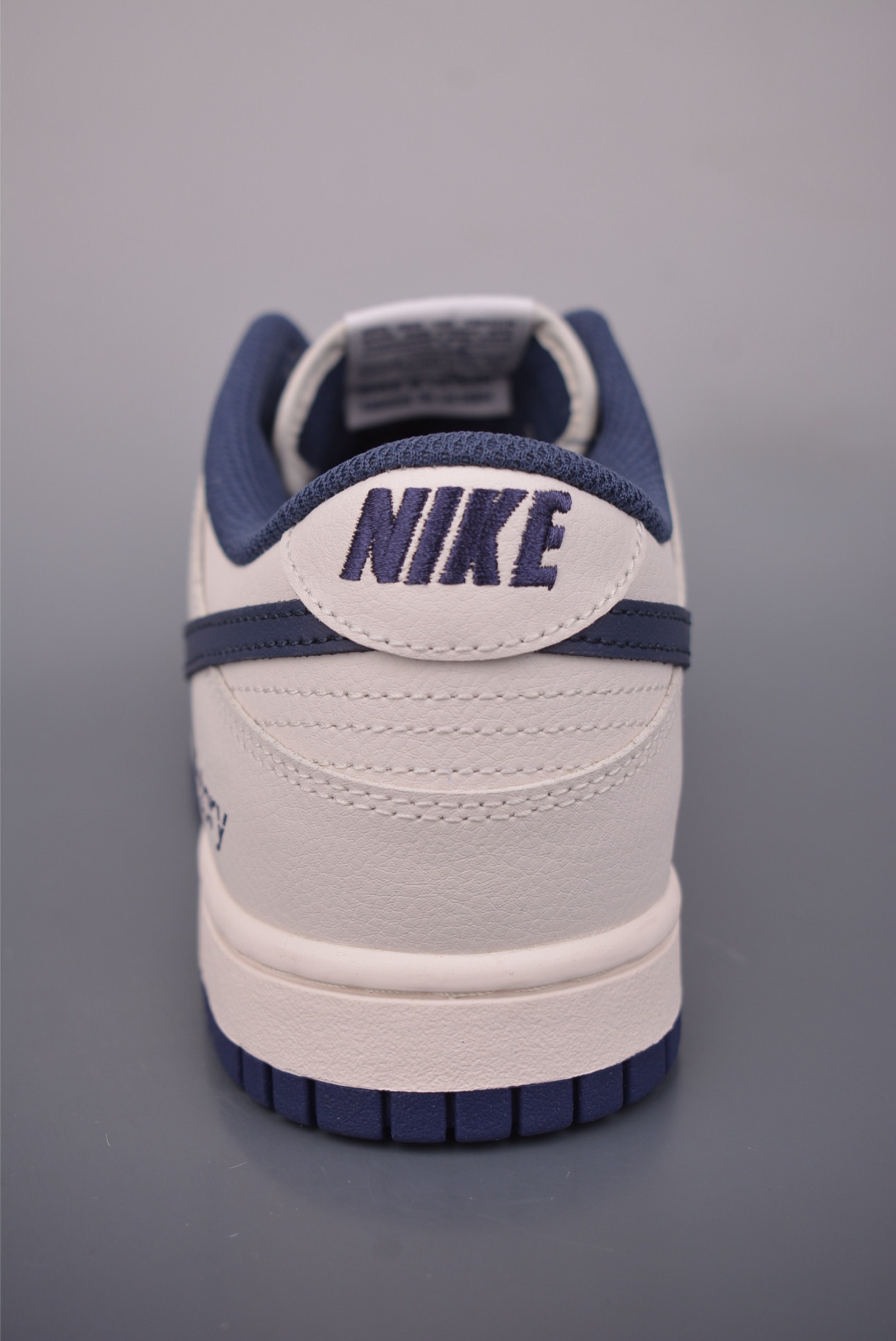 260 Nike SB Dunk Low Victory联名 WB0620-116-Chinese UA Cheap High Quatity Brand Clothes Bags handbags Sneakers wholesale wholesaler seller from China Factory suppliers Fashion Clothing Shoes best Quality Beautiful Price 260 Nike SB Dunk Low Victory联名 WB0620-116