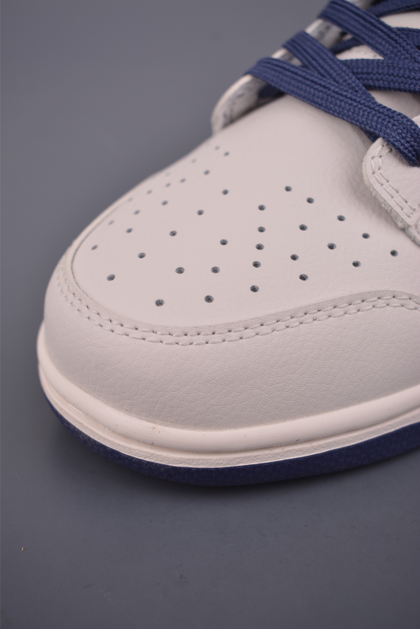 260 Nike SB Dunk Low Victory联名 WB0620-116-Chinese UA Cheap High Quatity Brand Clothes Bags handbags Sneakers wholesale wholesaler seller from China Factory suppliers Fashion Clothing Shoes best Quality Beautiful Price 260 Nike SB Dunk Low Victory联名 WB0620-116