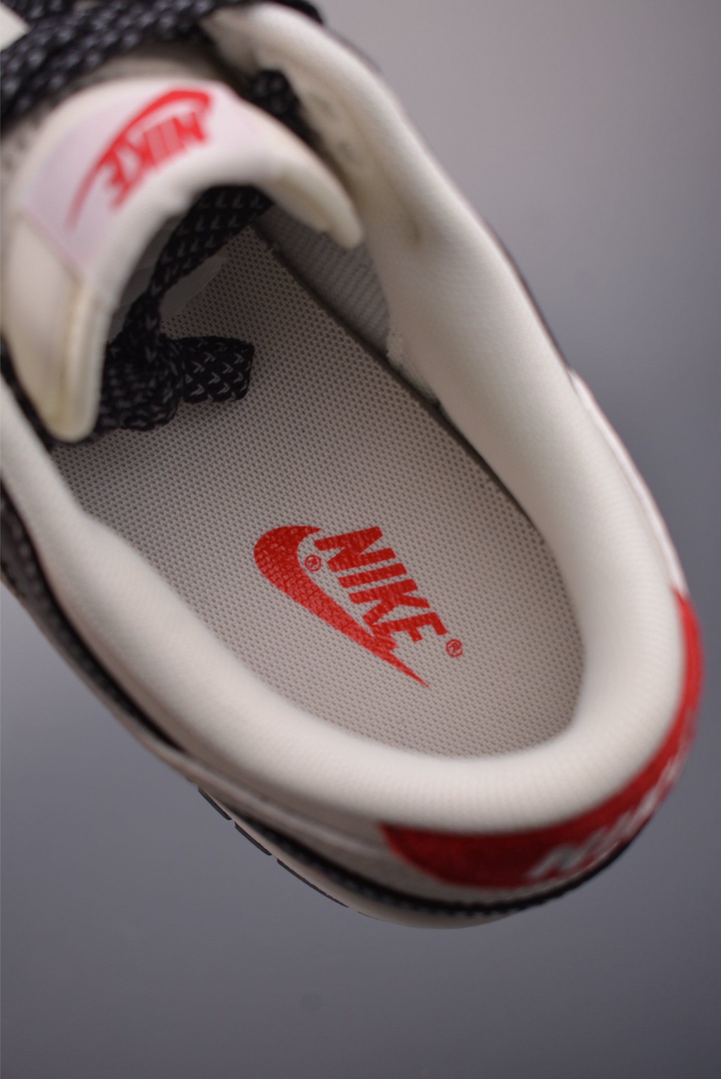 280 Nike SB Dunk Low 马年限定 LX1988-821-Chinese UA Cheap High Quatity Brand Clothes Bags handbags Sneakers wholesale wholesaler seller from China Factory suppliers Fashion Clothing Shoes best Quality Beautiful Price 280 Nike SB Dunk Low 马年限定 LX1988-821