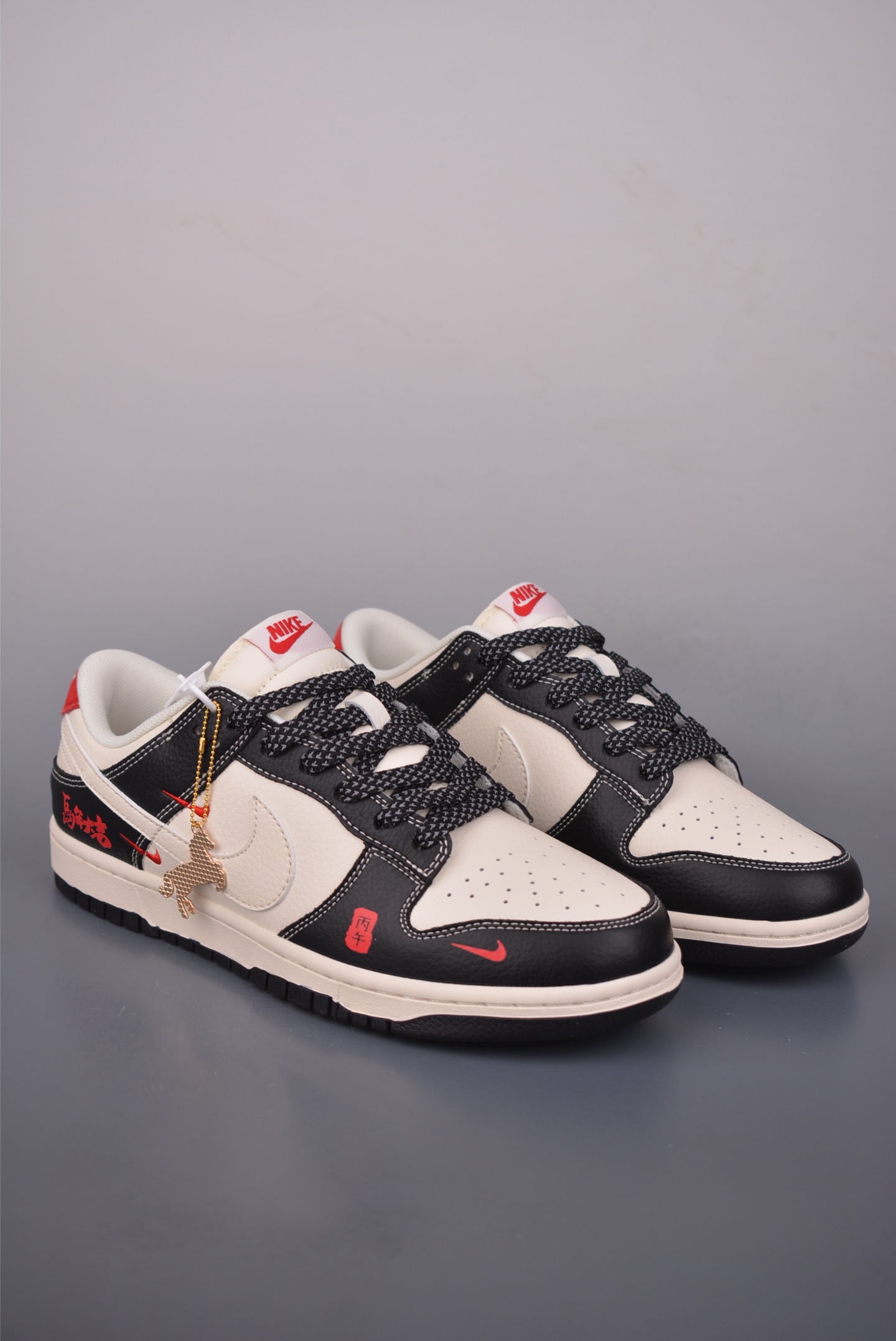 280 Nike SB Dunk Low 马年限定 LX1988-821-Chinese UA Cheap High Quatity Brand Clothes Bags handbags Sneakers wholesale wholesaler seller from China Factory suppliers Fashion Clothing Shoes best Quality Beautiful Price 280 Nike SB Dunk Low 马年限定 LX1988-821