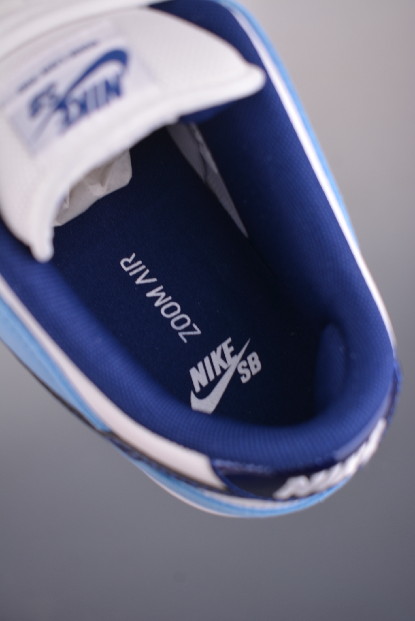 260 Nike SB Dunk Low 天蓝白 BP0508-038