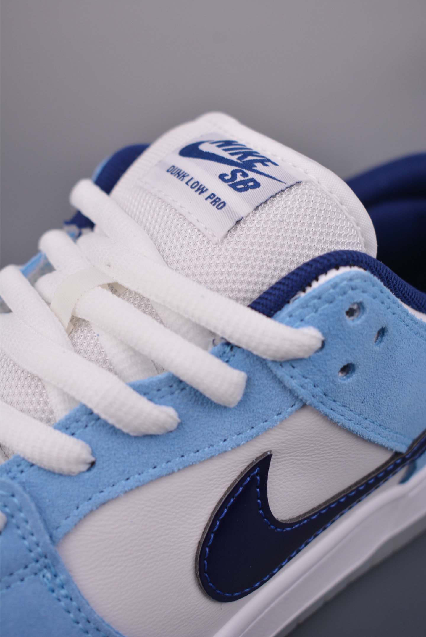 260 Nike SB Dunk Low 天蓝白 BP0508-038