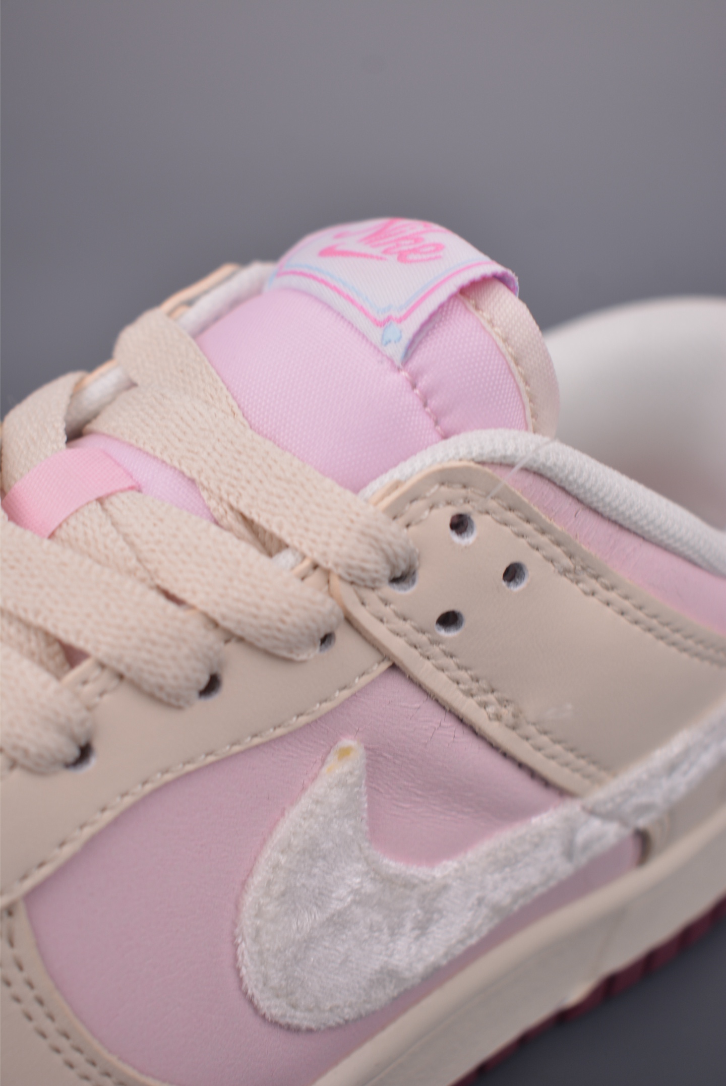 200 NIKE SB Dunk Low IQ1145-610-Chinese UA Cheap High Quatity Brand Clothes Bags handbags Sneakers wholesale wholesaler seller from China Factory suppliers Fashion Clothing Shoes best Quality Beautiful Price 200 NIKE SB Dunk Low IQ1145-610