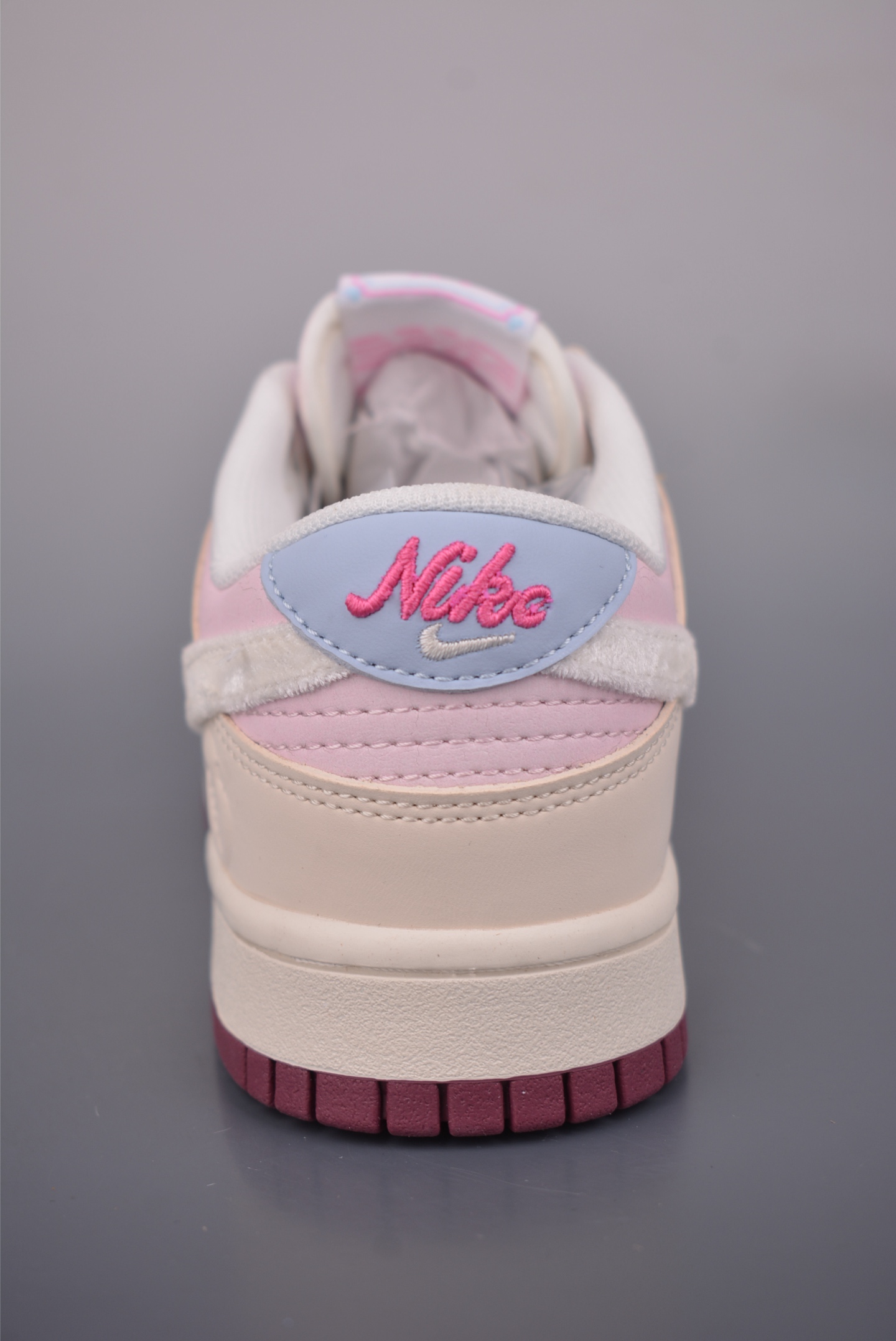 200 NIKE SB Dunk Low IQ1145-610-Chinese UA Cheap High Quatity Brand Clothes Bags handbags Sneakers wholesale wholesaler seller from China Factory suppliers Fashion Clothing Shoes best Quality Beautiful Price 200 NIKE SB Dunk Low IQ1145-610