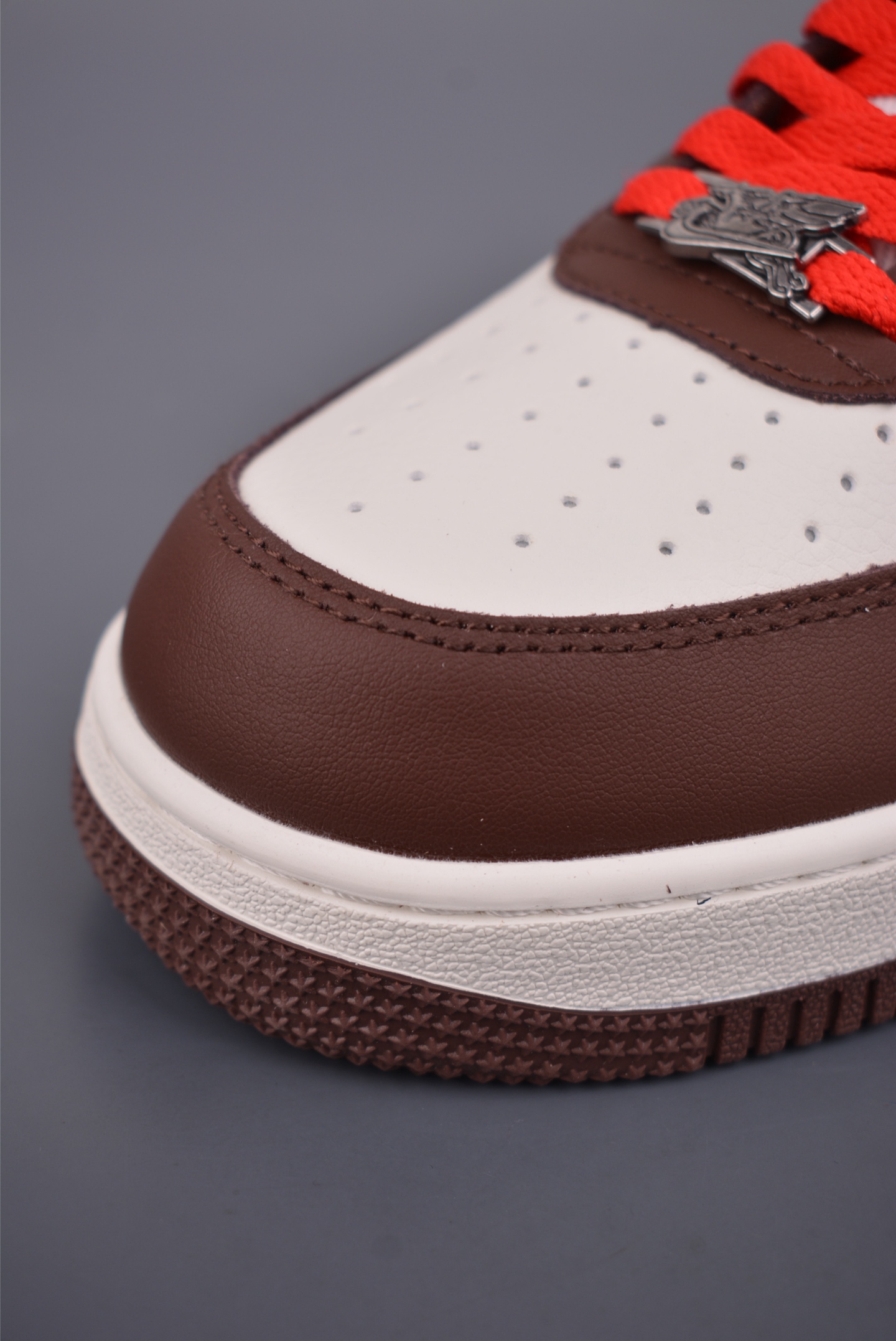 220 Nike Air Force 1 Low 马年限定 IQ1119-100